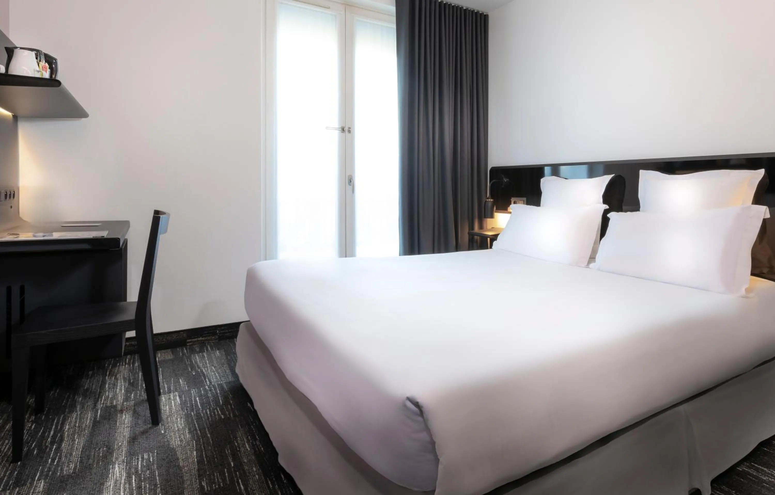 Bed in Libertel Gare de L'Est Francais