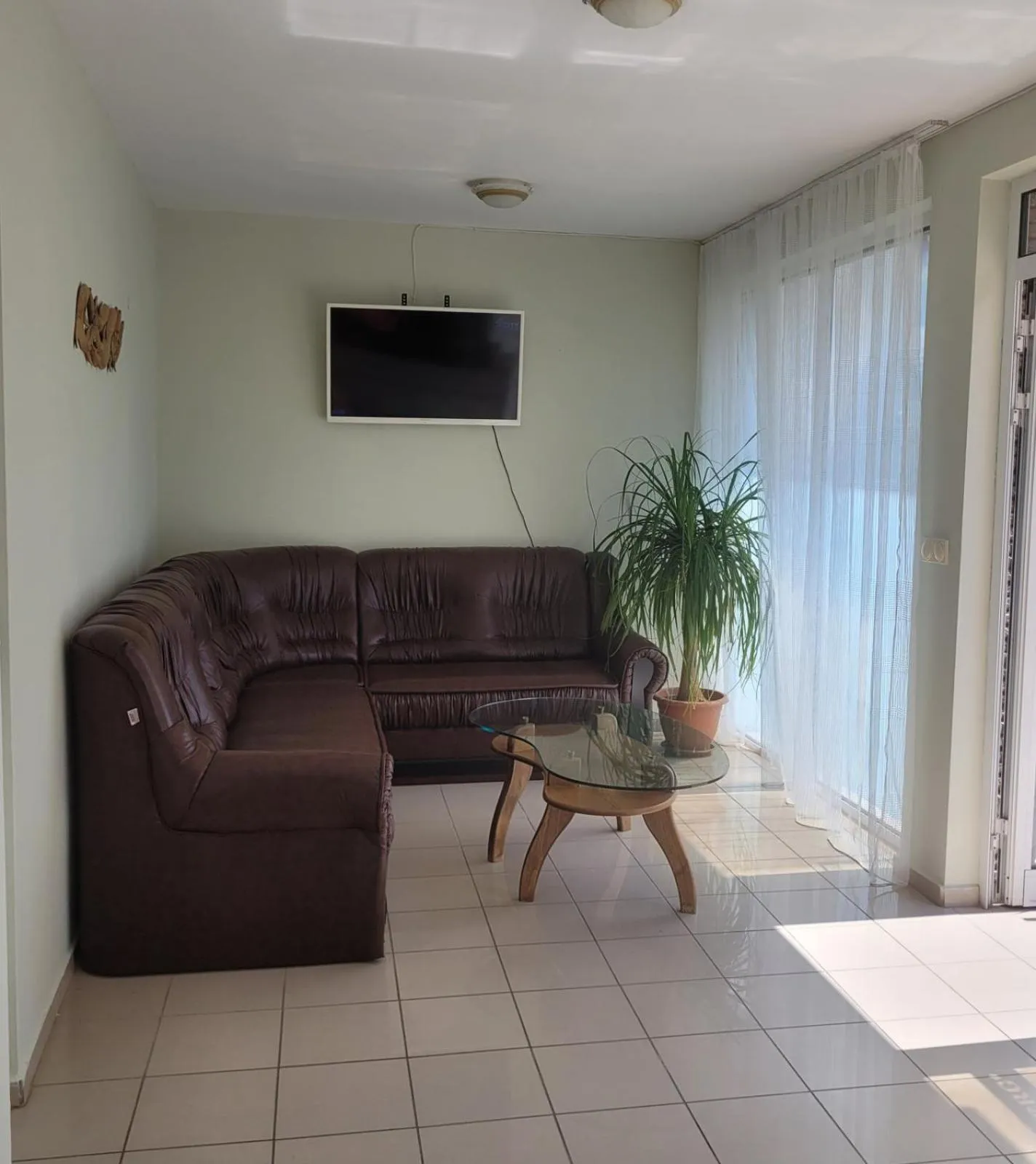 Seating area in Guesthouse Iceberg