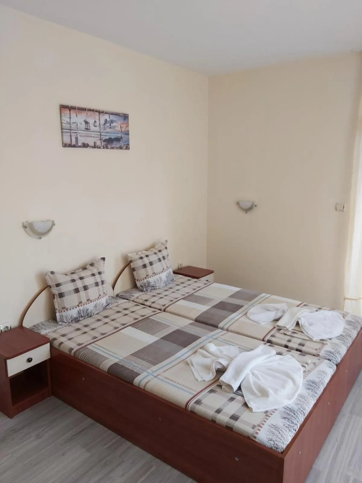 Photo of the whole room, Bed in Guesthouse Iceberg