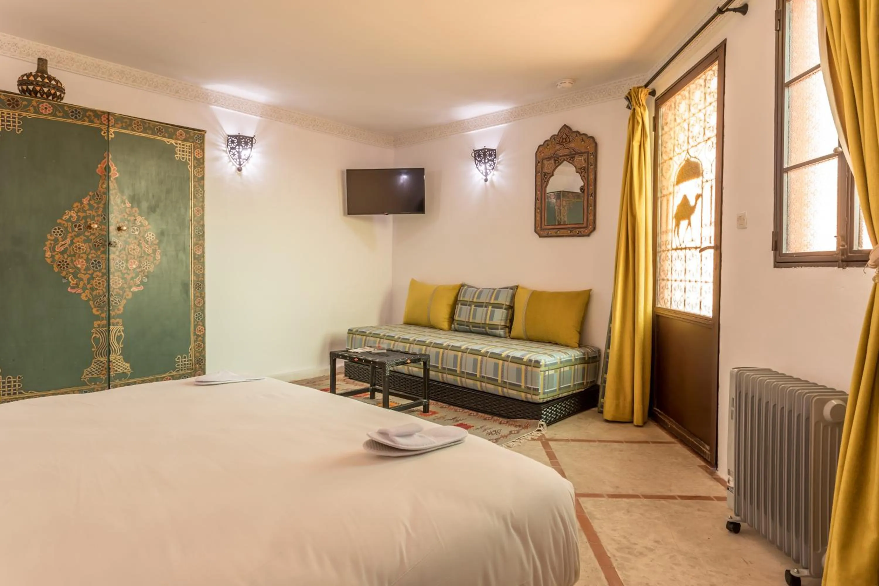 Bed in Riad Hart Essoura