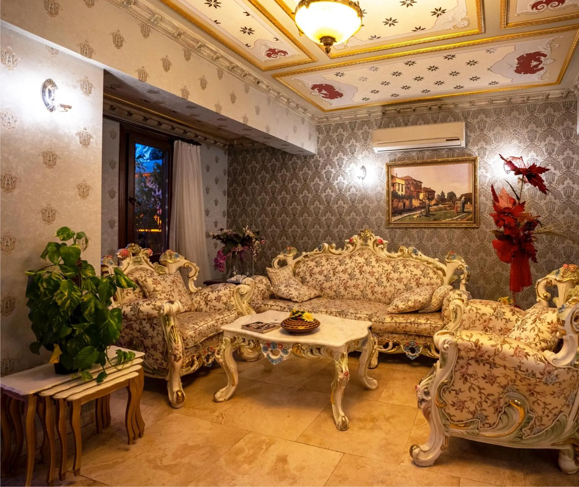 Seating area in Castle Old Town Hotel