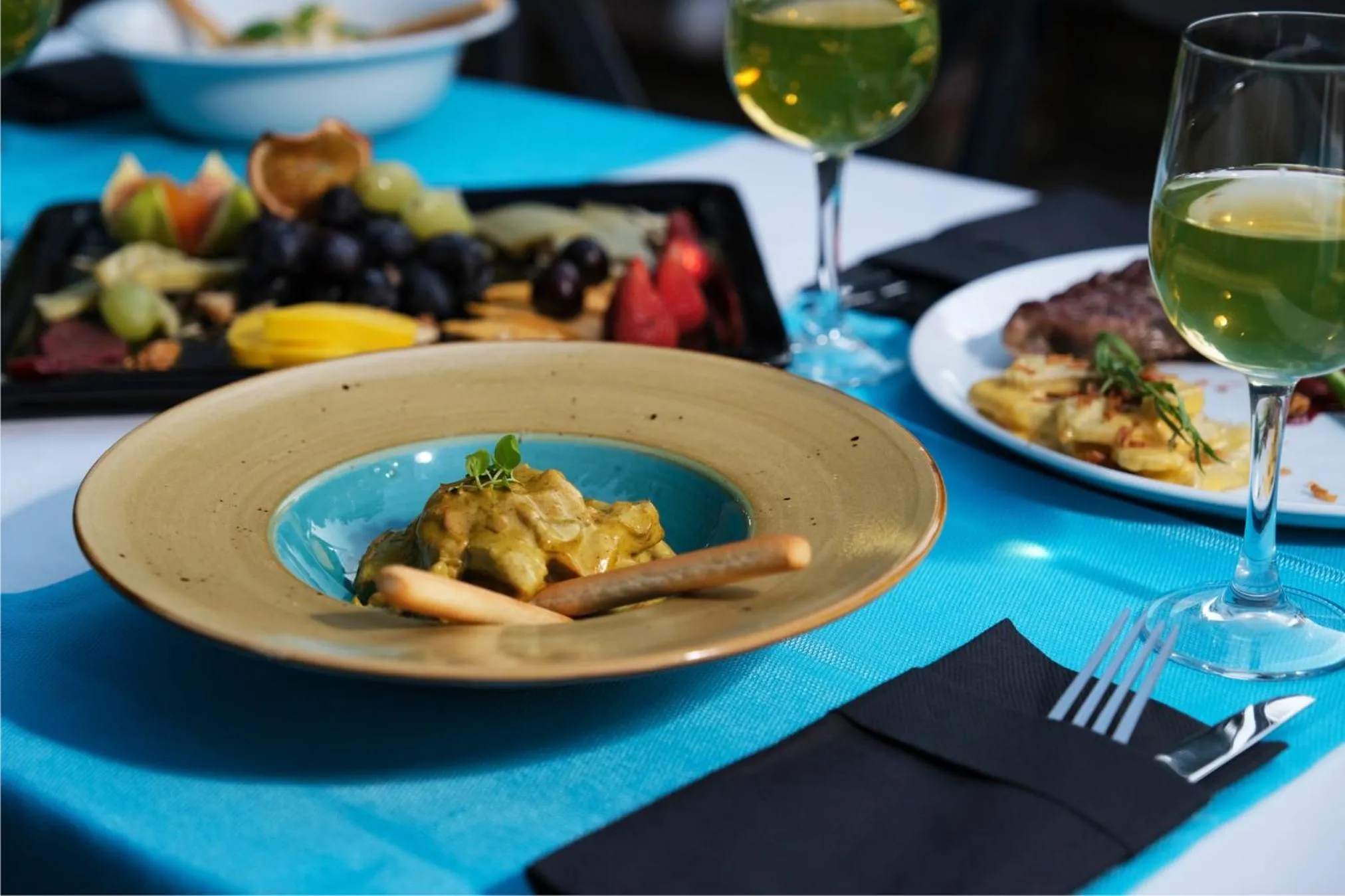 Food and drinks in Castle Old Town Hotel