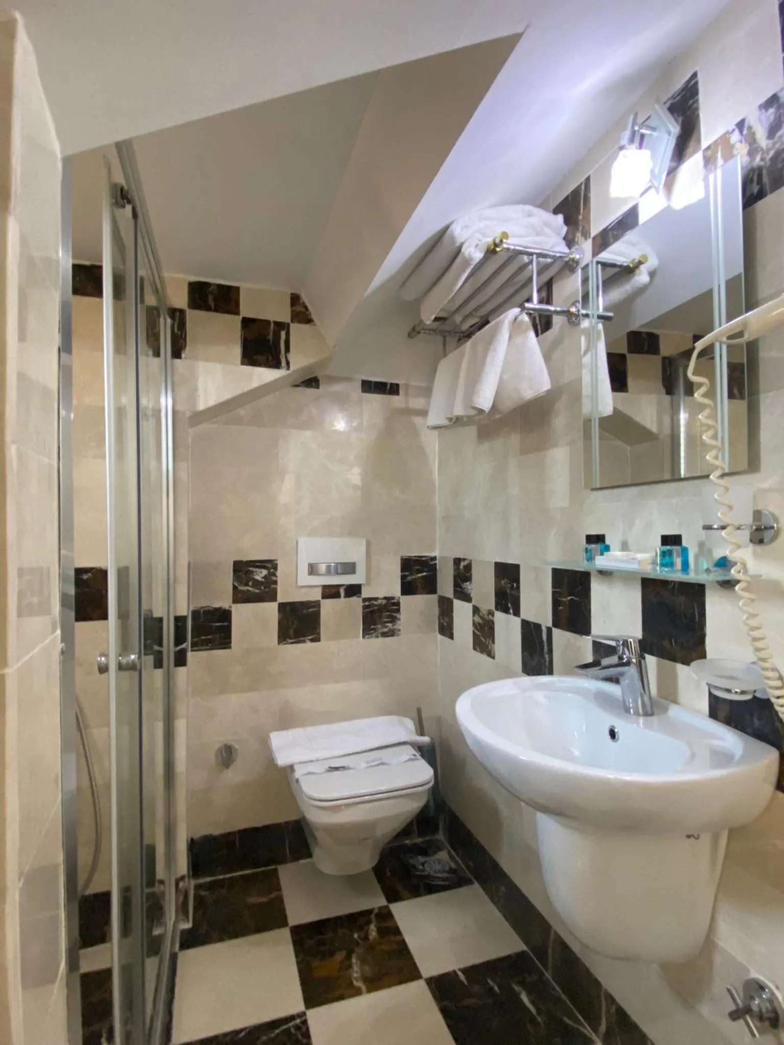 Bathroom in Castle Old Town Hotel