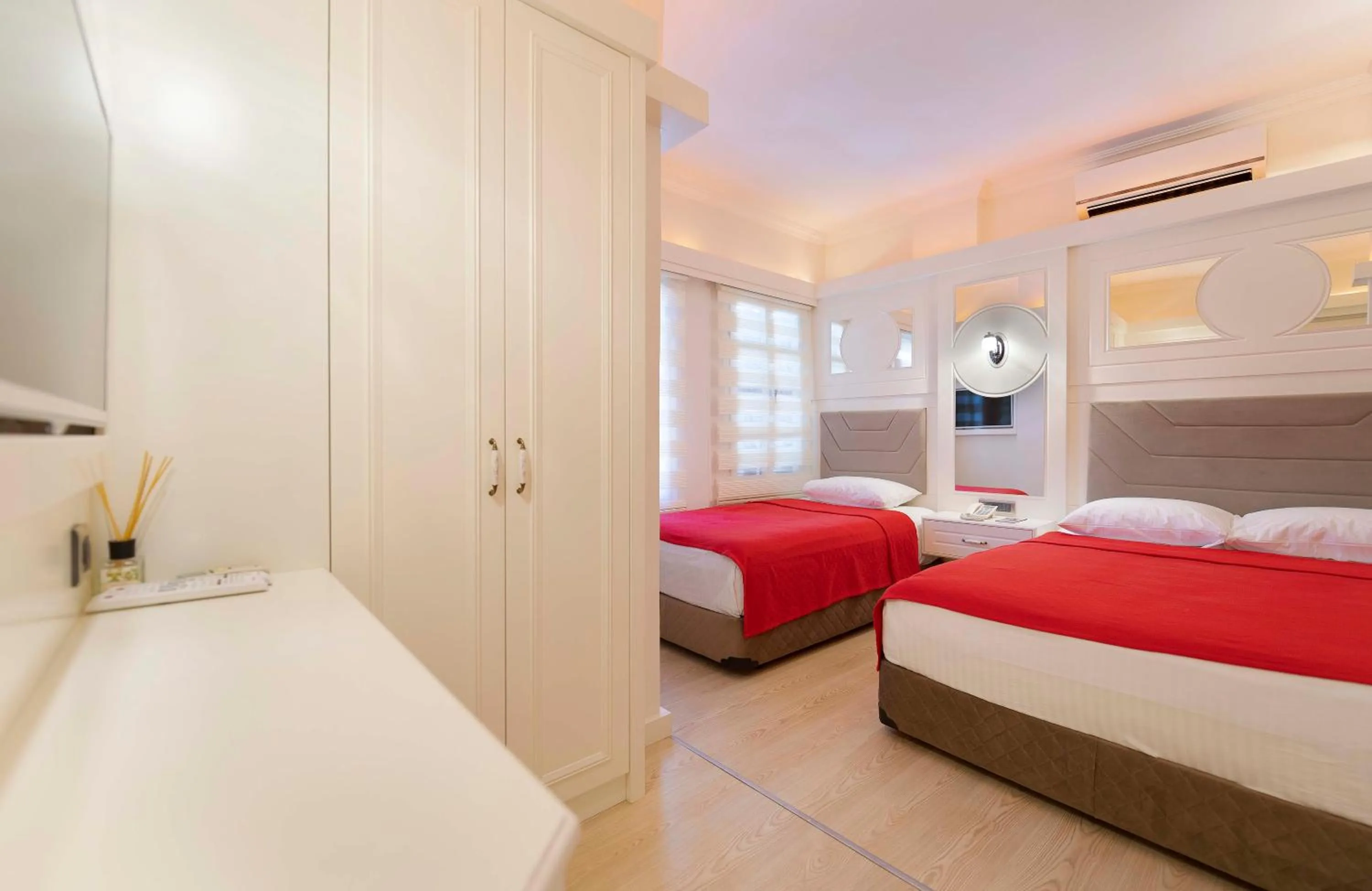 Photo of the whole room, Bed in Castle Old Town Hotel