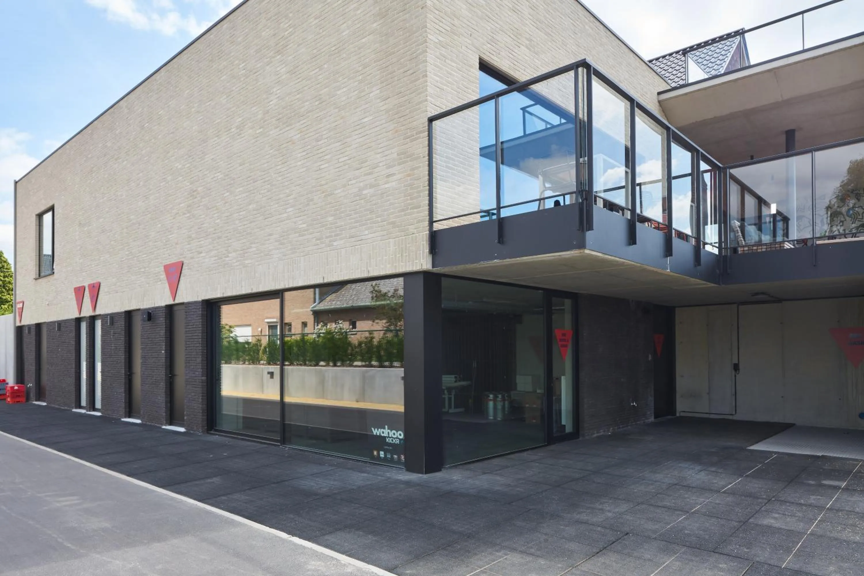 Property building in Café Coureur Borgloon