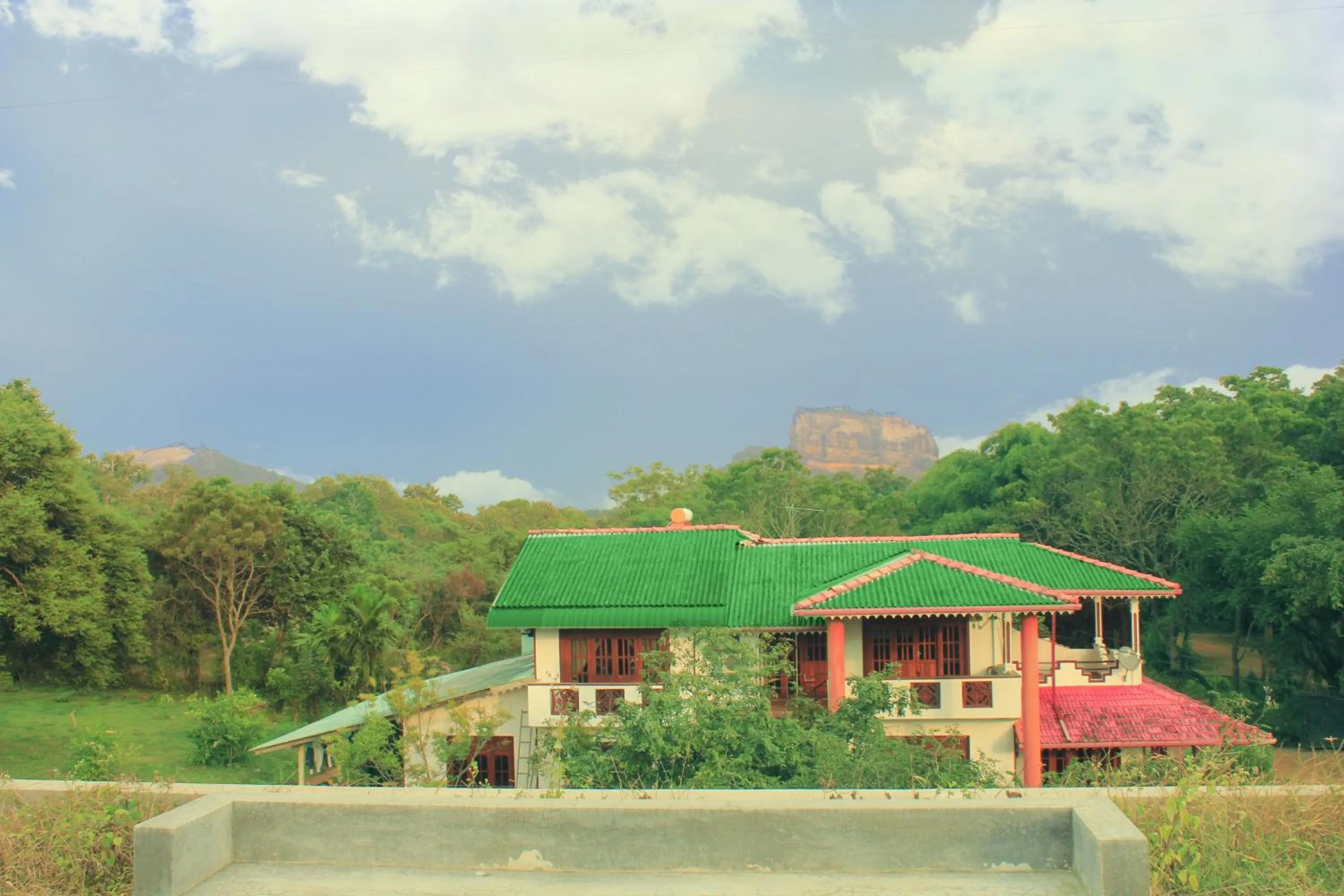 Garden view in Sinhagiri Villa