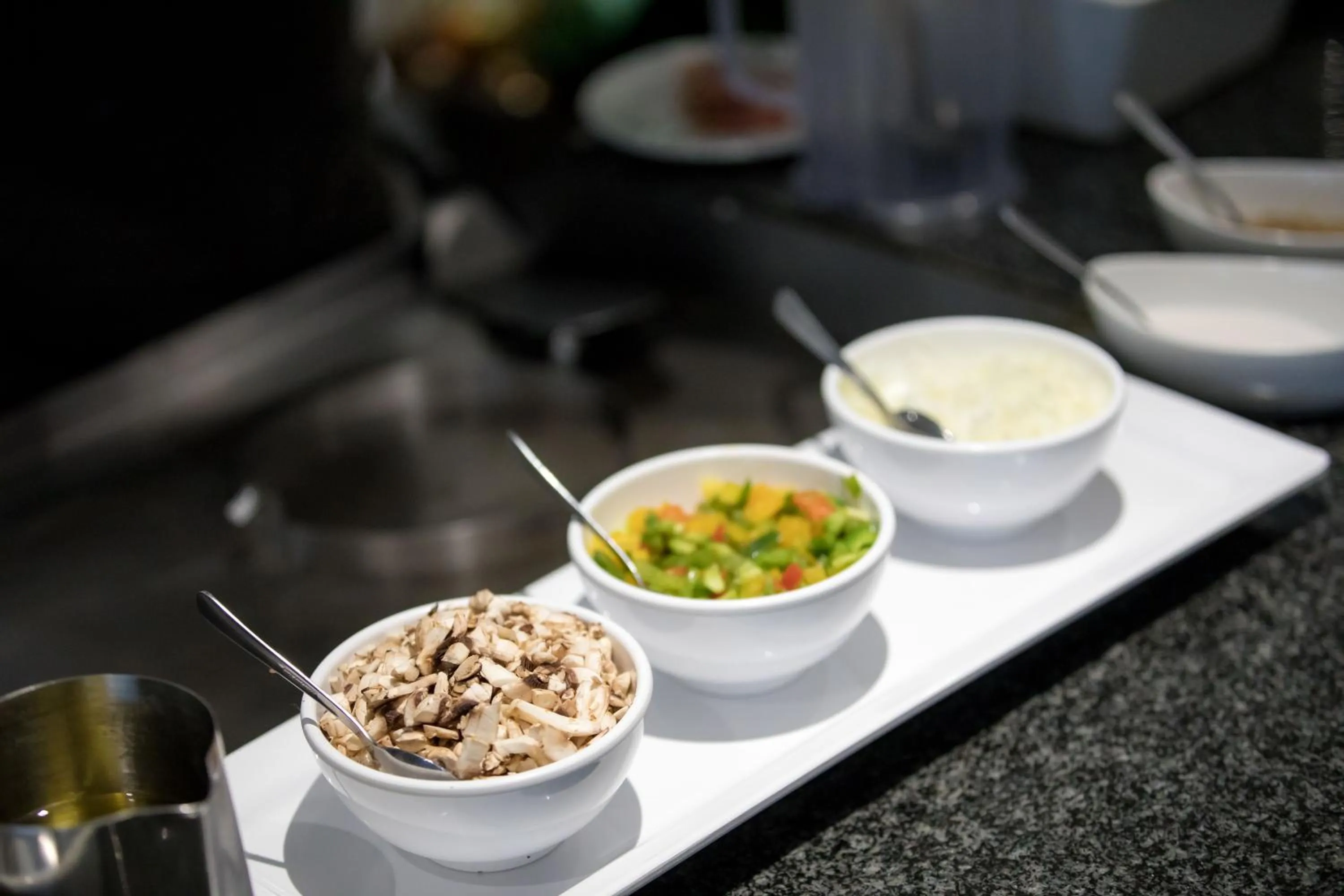 Restaurant/places to eat in Hotel Savoy and Conference Centre