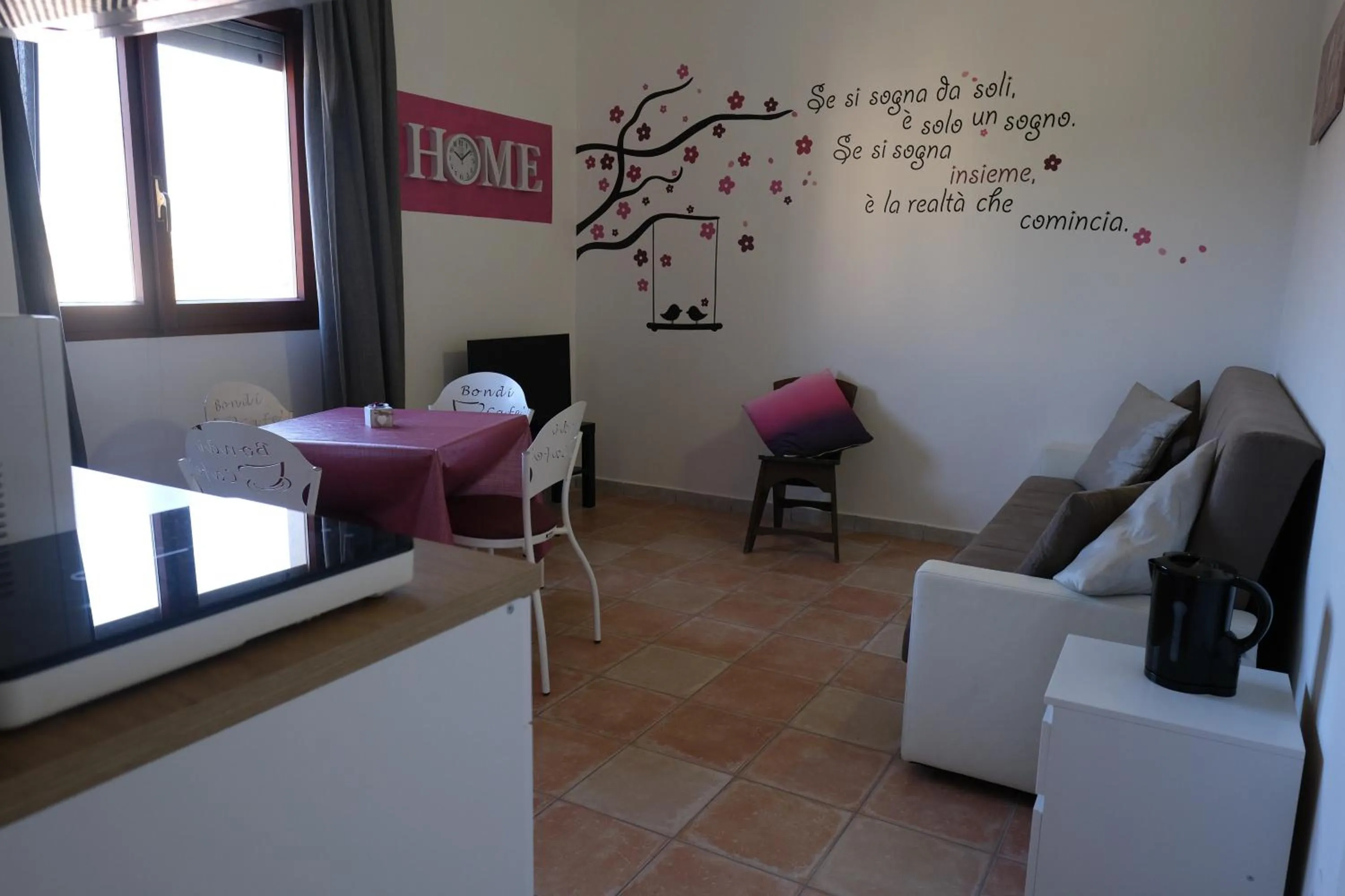 Living room in Le casette di Frà al Bondì