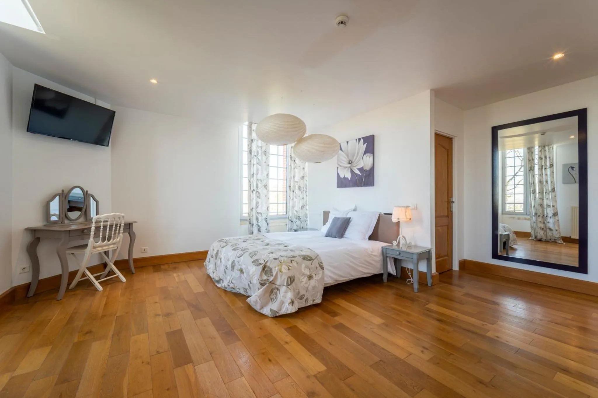 Bed in Château de Loubéjac