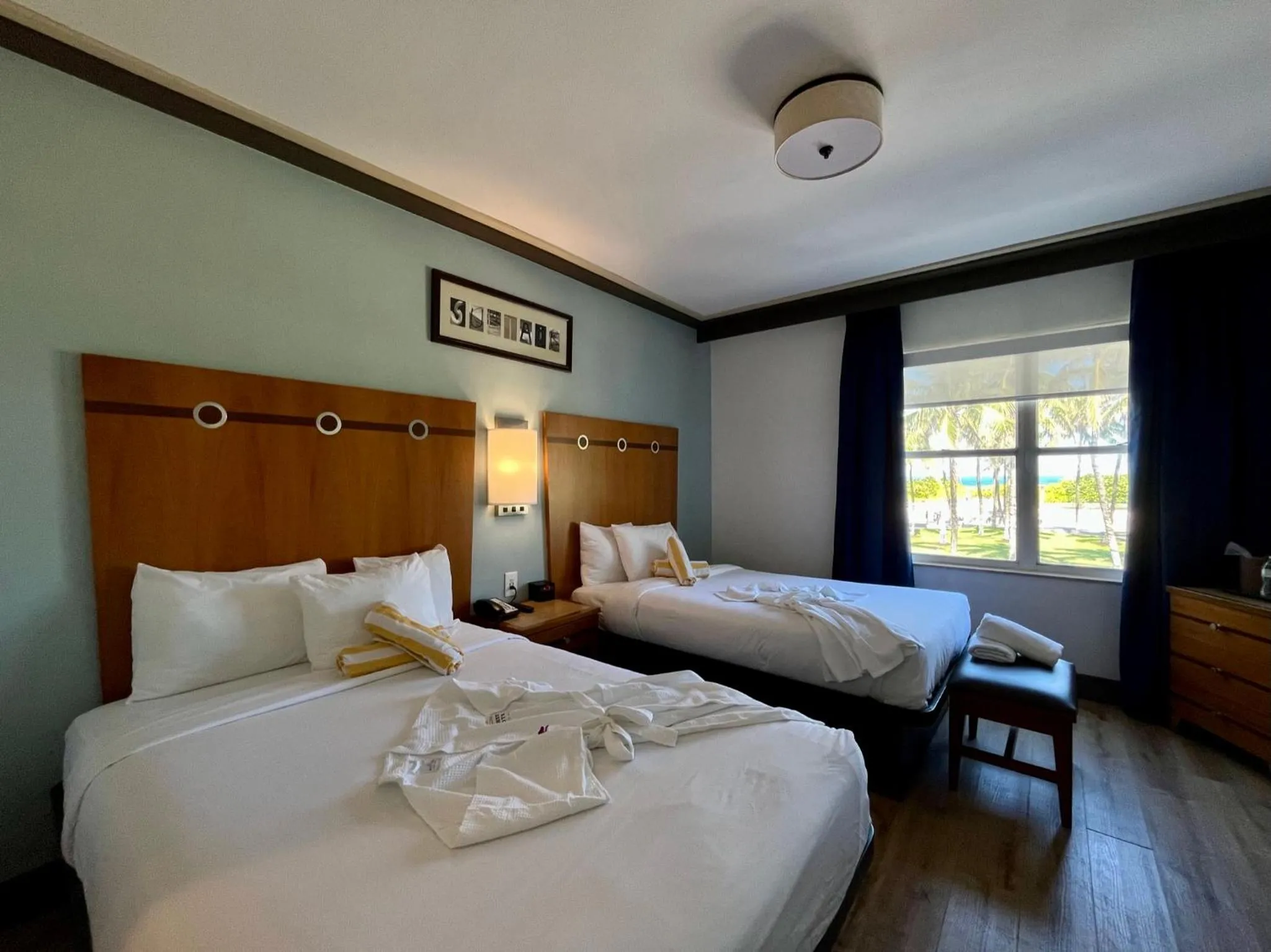 Bed in Majestic Hotel South Beach