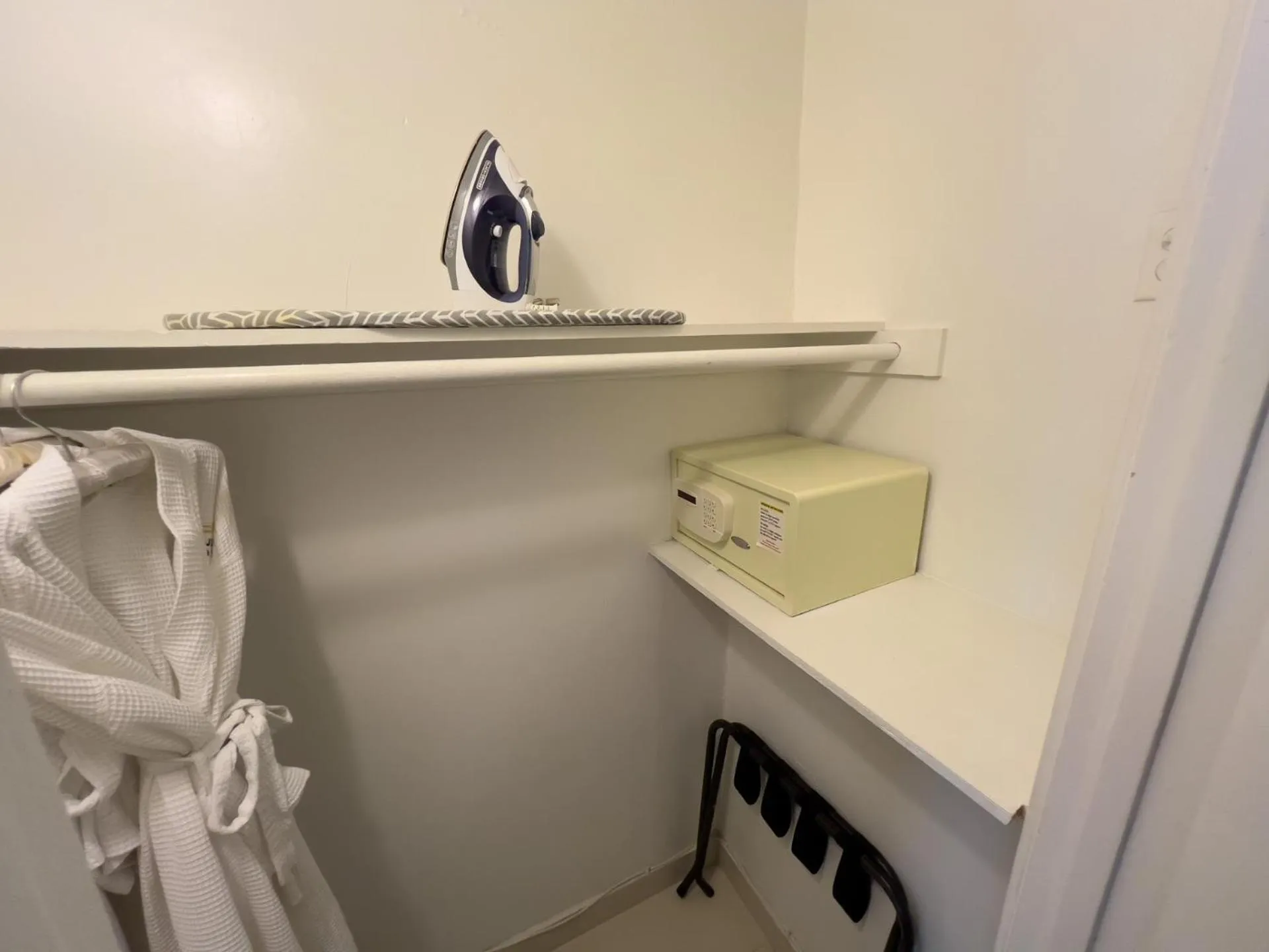 flat iron in Majestic Hotel South Beach