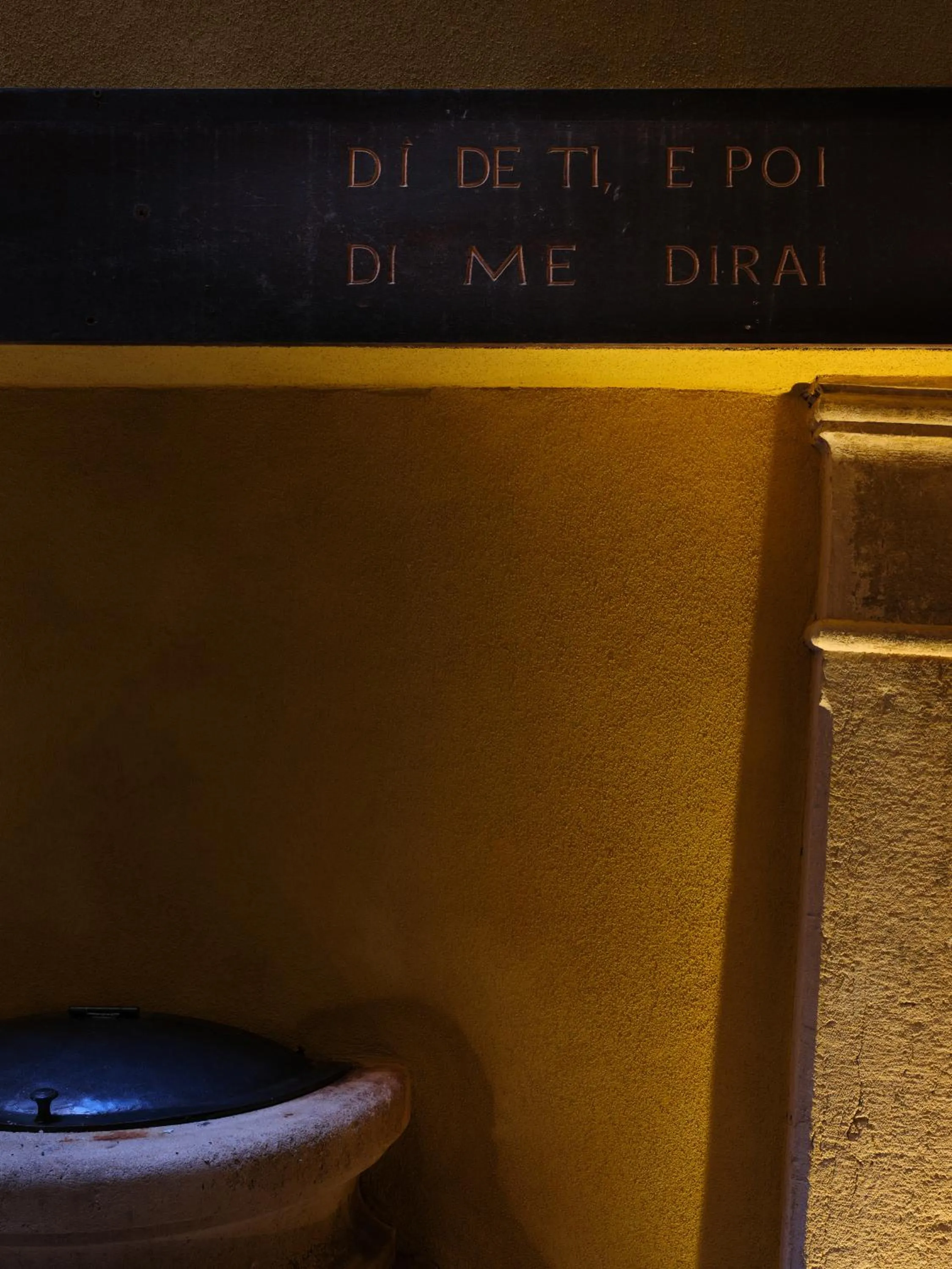 Facade/entrance in Ca' dei Proverbi Suites - WENICE Deep Culture