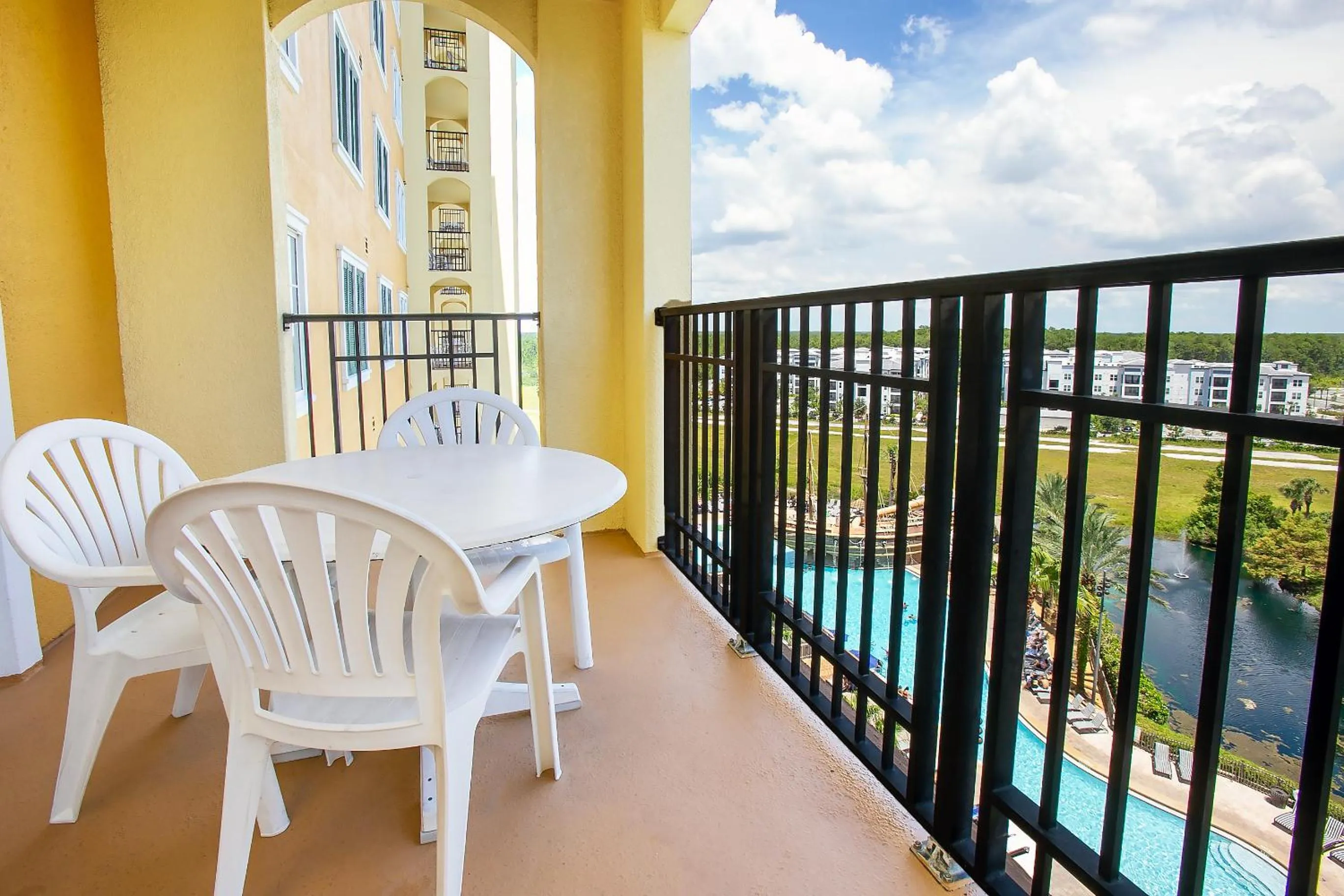 Balcony/Terrace in Lake Buena Vista Resort Village and Spa, Near Disney
