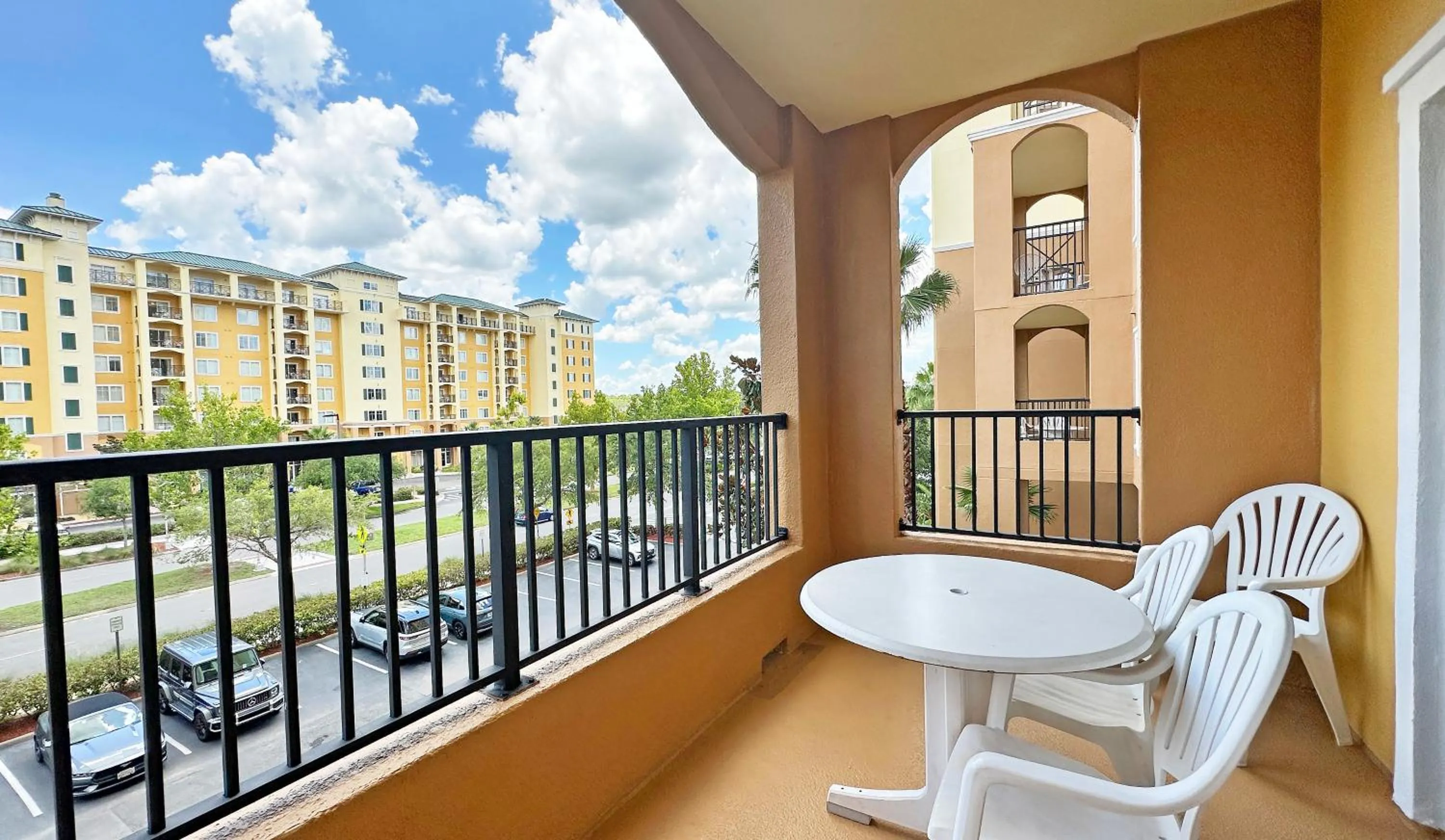 Balcony/Terrace in Lake Buena Vista Resort Village and Spa, Near Disney