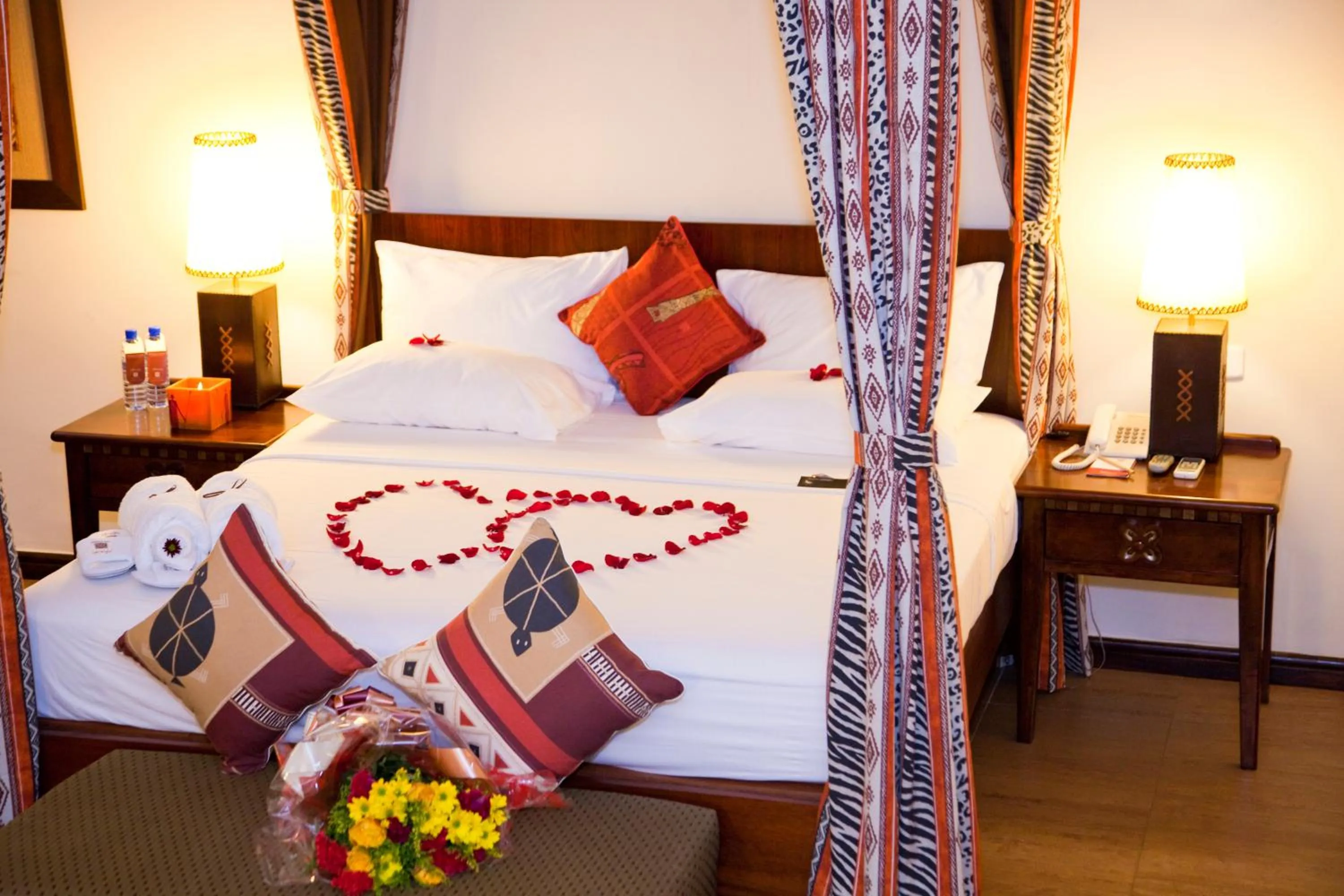 Decorative detail, Bed in The African Regent Hotel