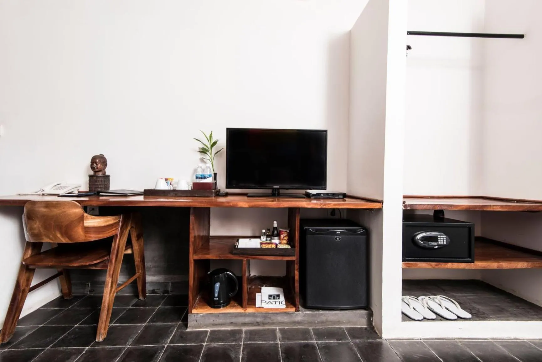 TV and multimedia in PATIO Hotel & Urban Resort