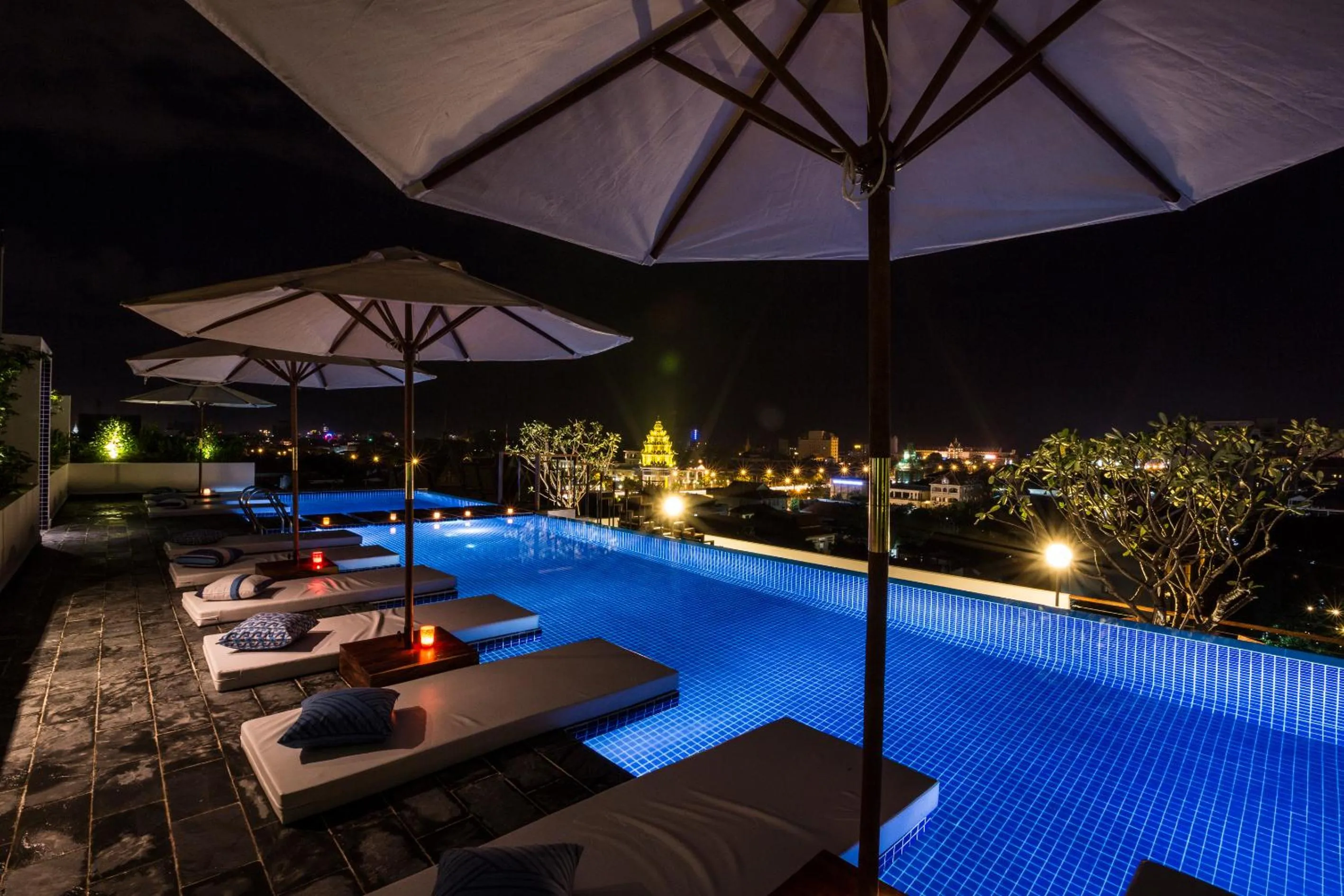 Restaurant/places to eat in PATIO Hotel & Urban Resort