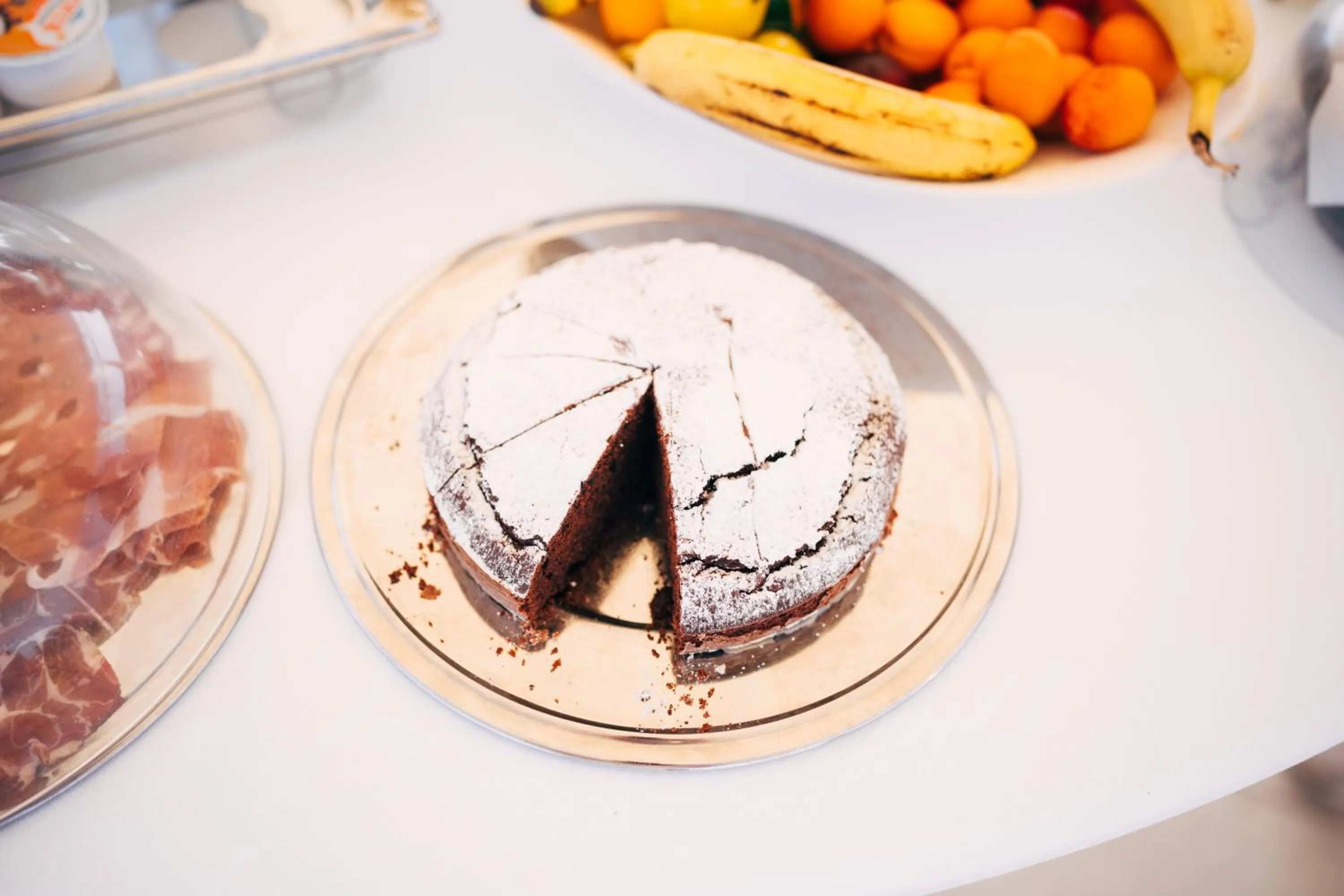 Breakfast in Villa Maredona