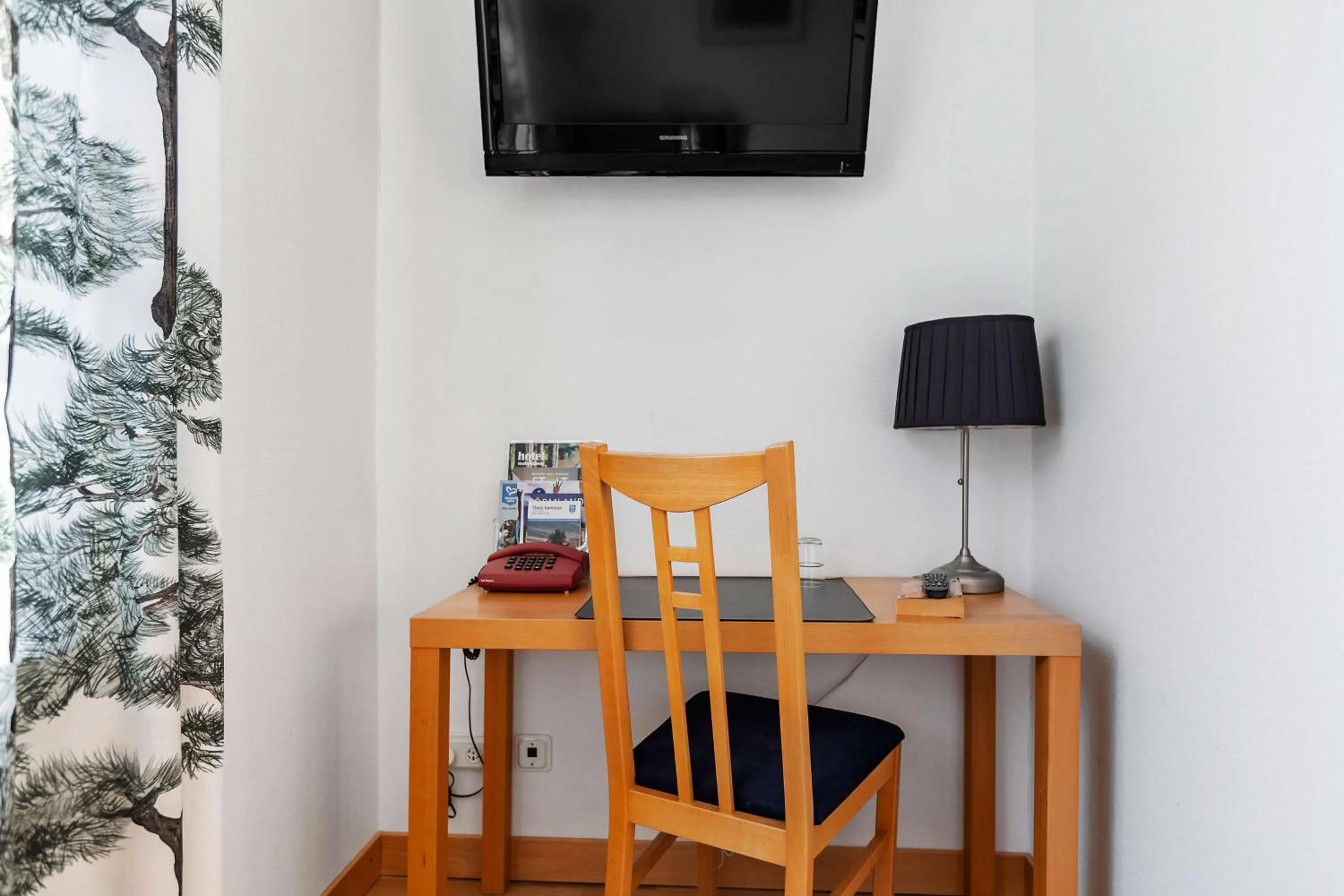 Bedroom in Hotel Malmkoping, BW Signature Collection