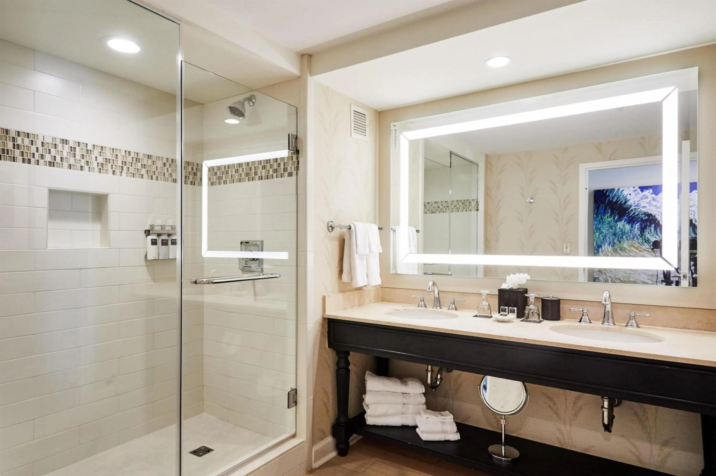 Bathroom in Wild Dunes Resort - Sweetgrass Inn and Boardwalk Inn