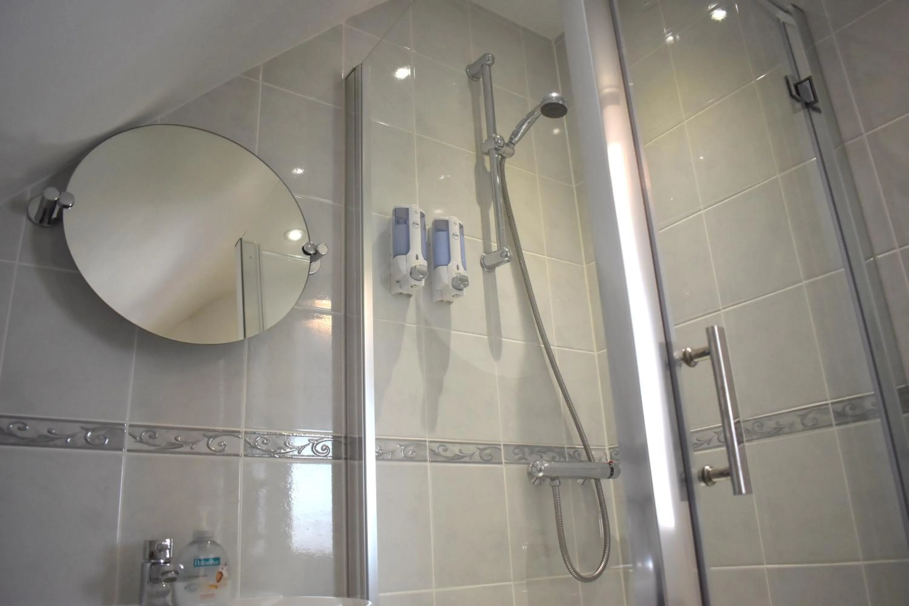 Shower in The Meadows B&B