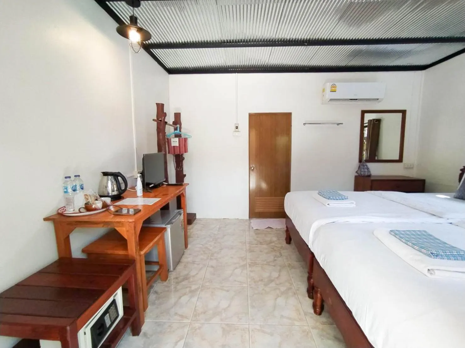 Bed in Samet Bellhouse