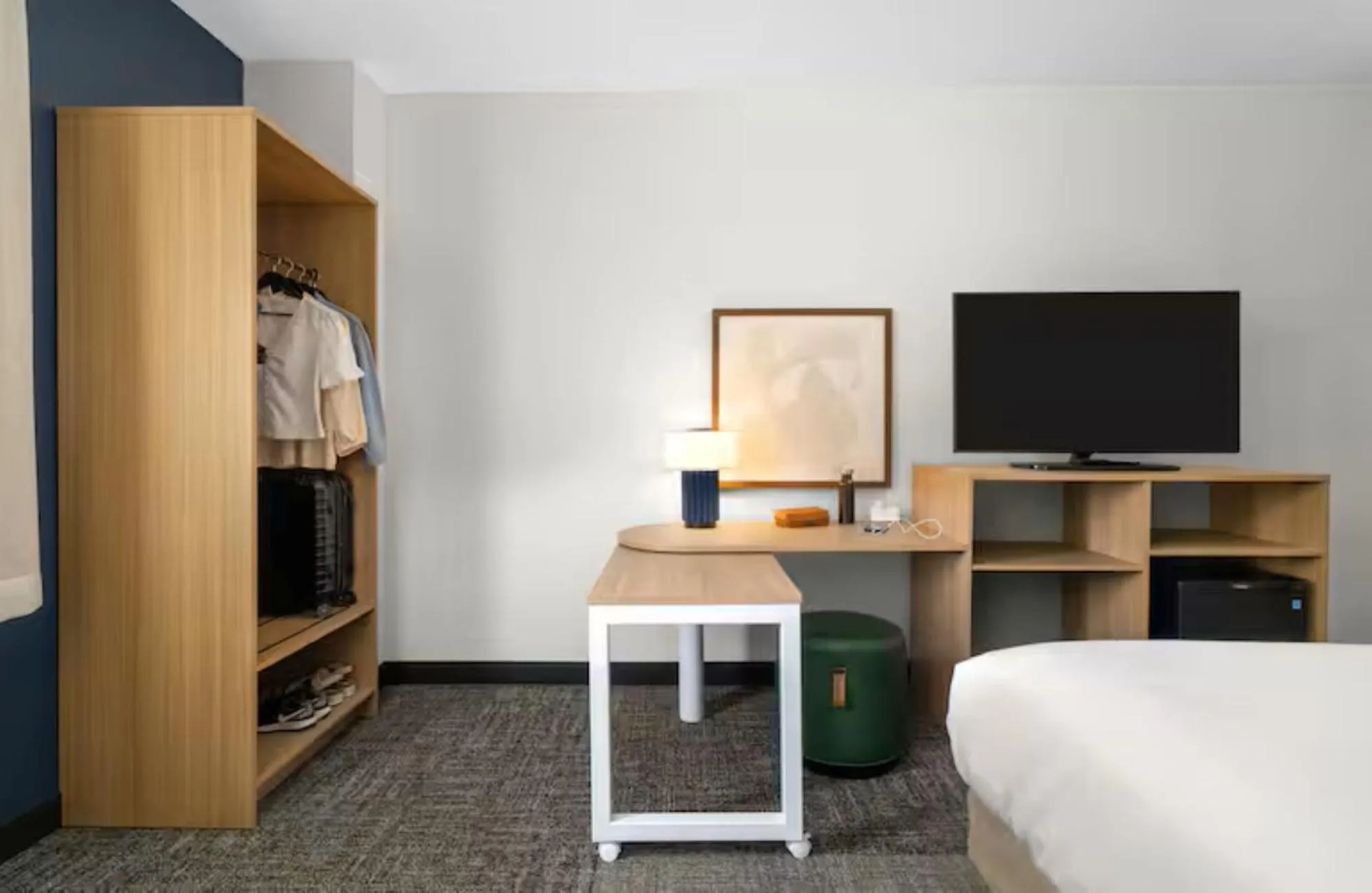 Guests, Bed in Spark by Hilton Fountain Hills Scottsdale