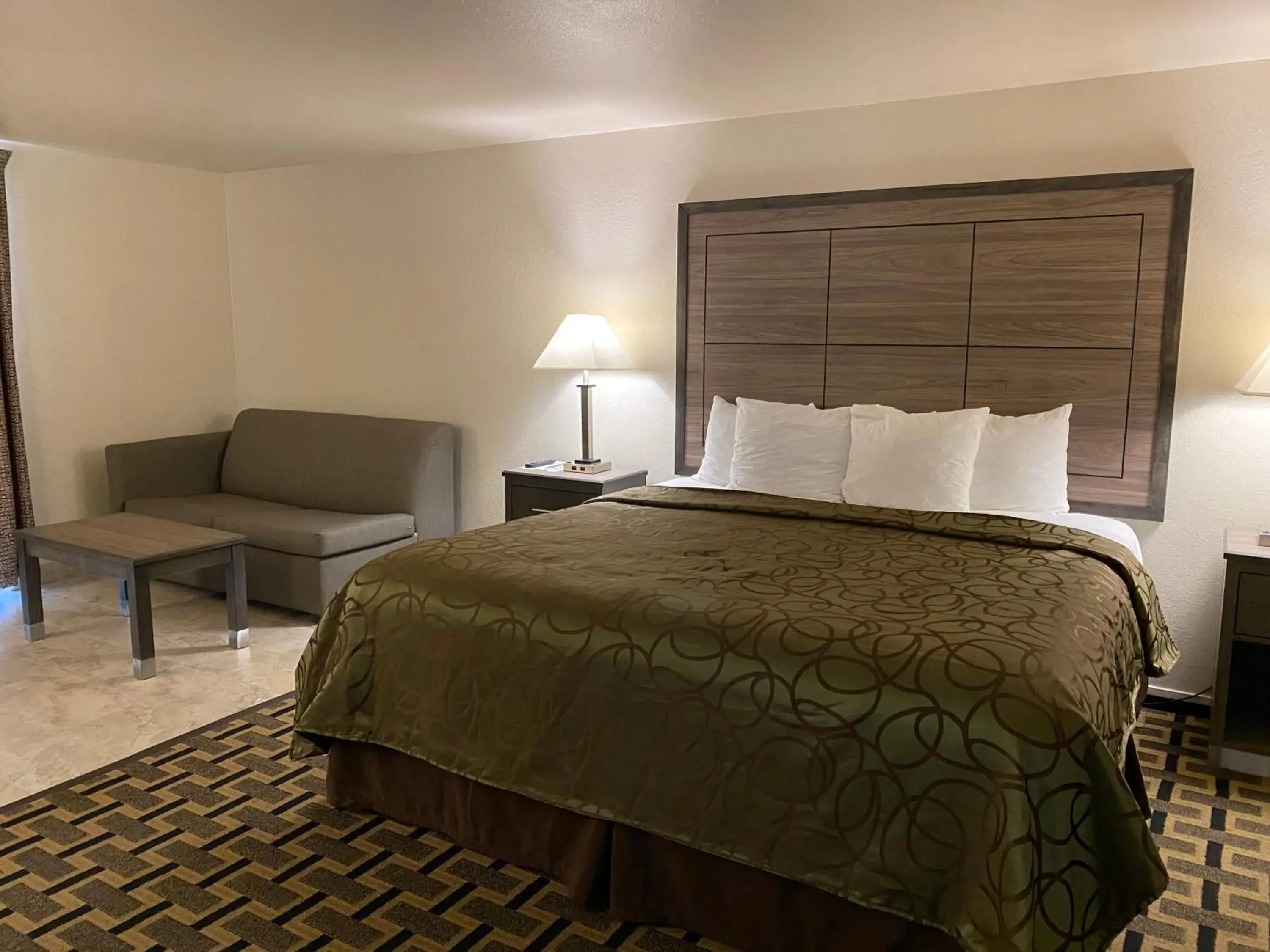 Mini Suite in Motel In The Pines Mini Suite in Motel In The Pines