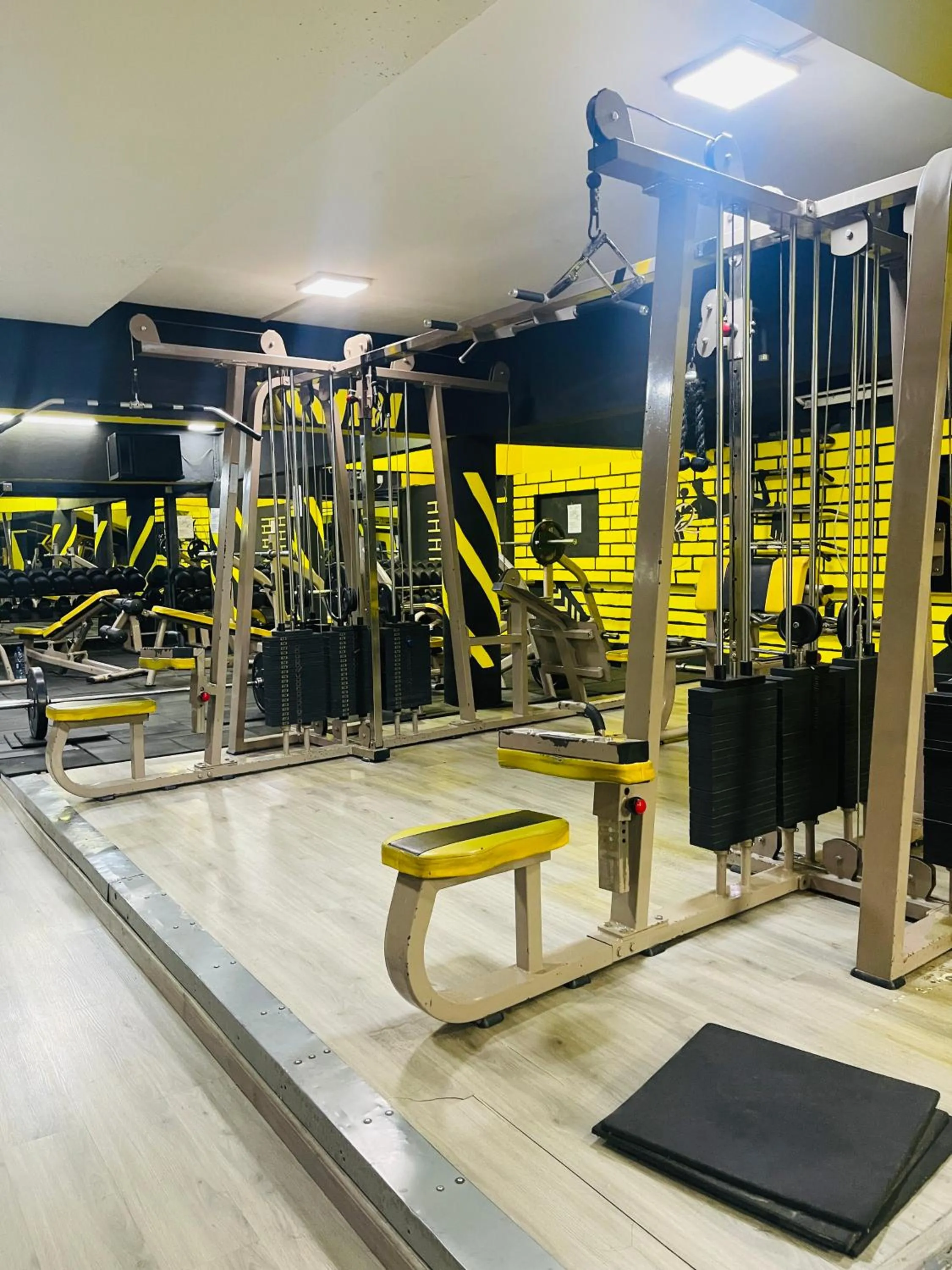 Fitness centre/facilities in Niagara Hotel