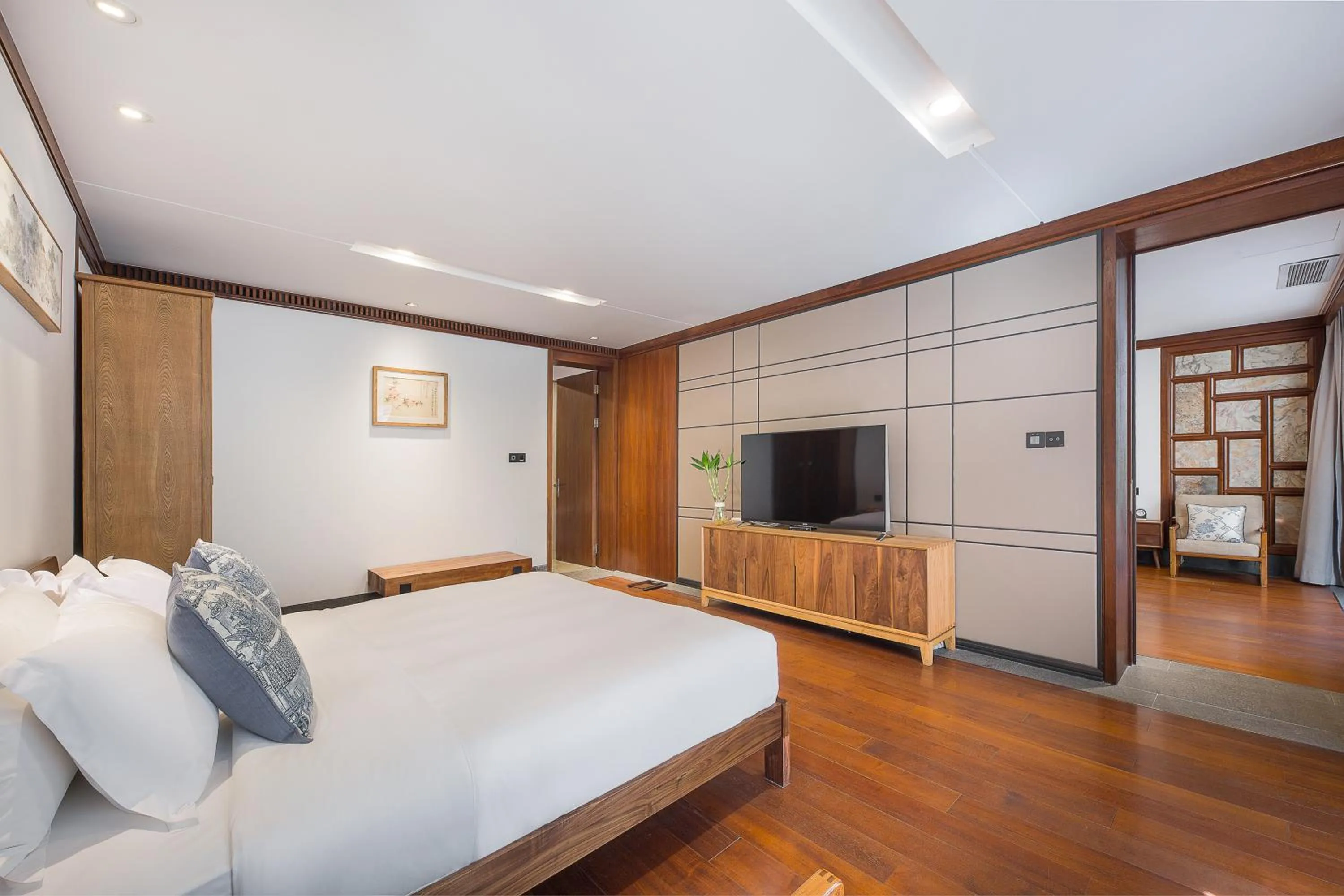 Photo of the whole room, Bed in Hefu Hotel