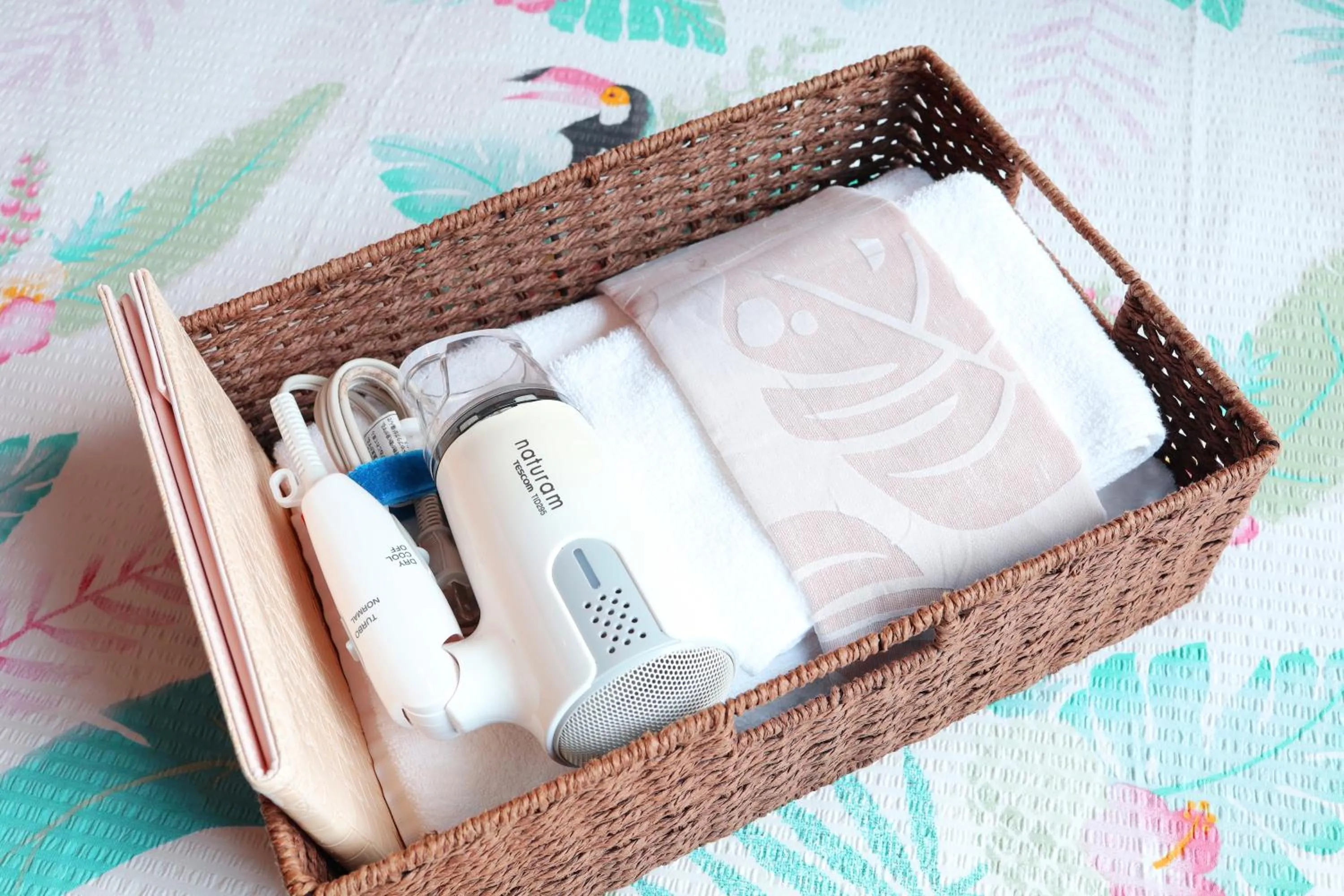 Photo of the whole room in 民宿さざんか