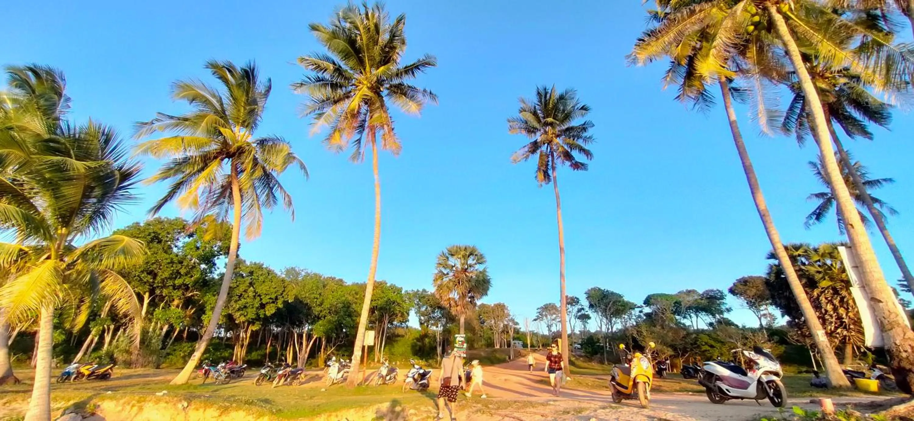 Day in Aranya Resort Koh Lanta