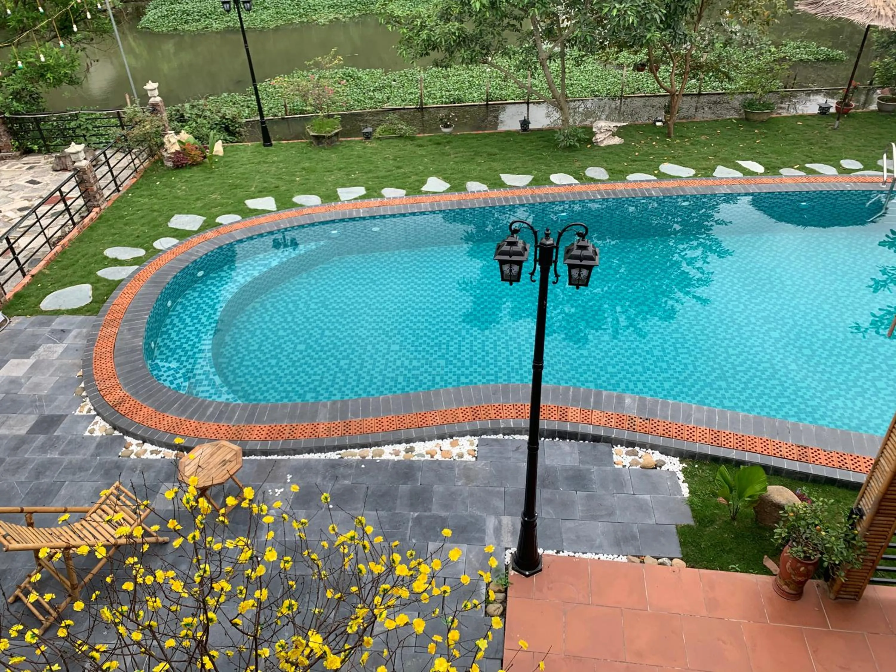 Spring in Ninh Binh Valle Montana Homestay