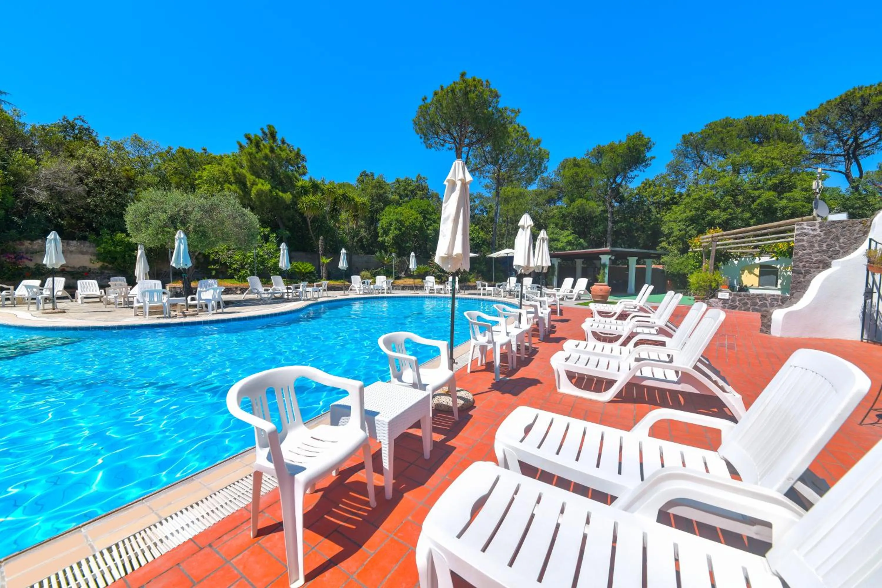 Pool view in Hotel Pineta