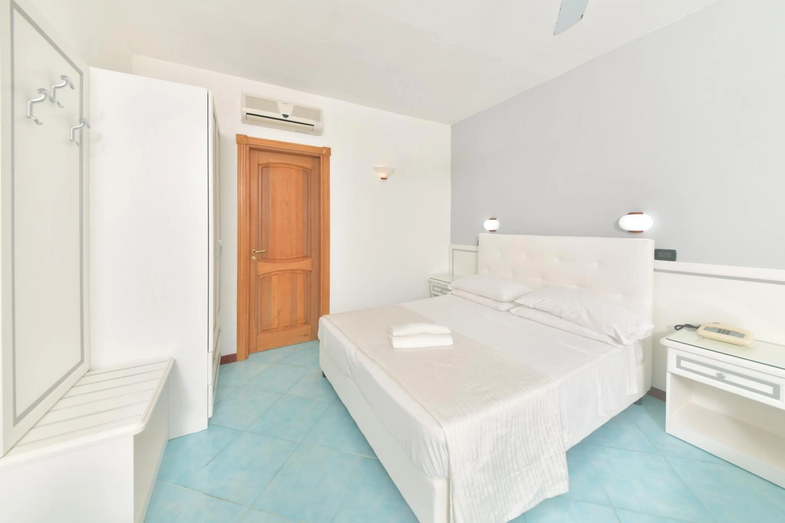 Bedroom, Bed in Hotel Pineta