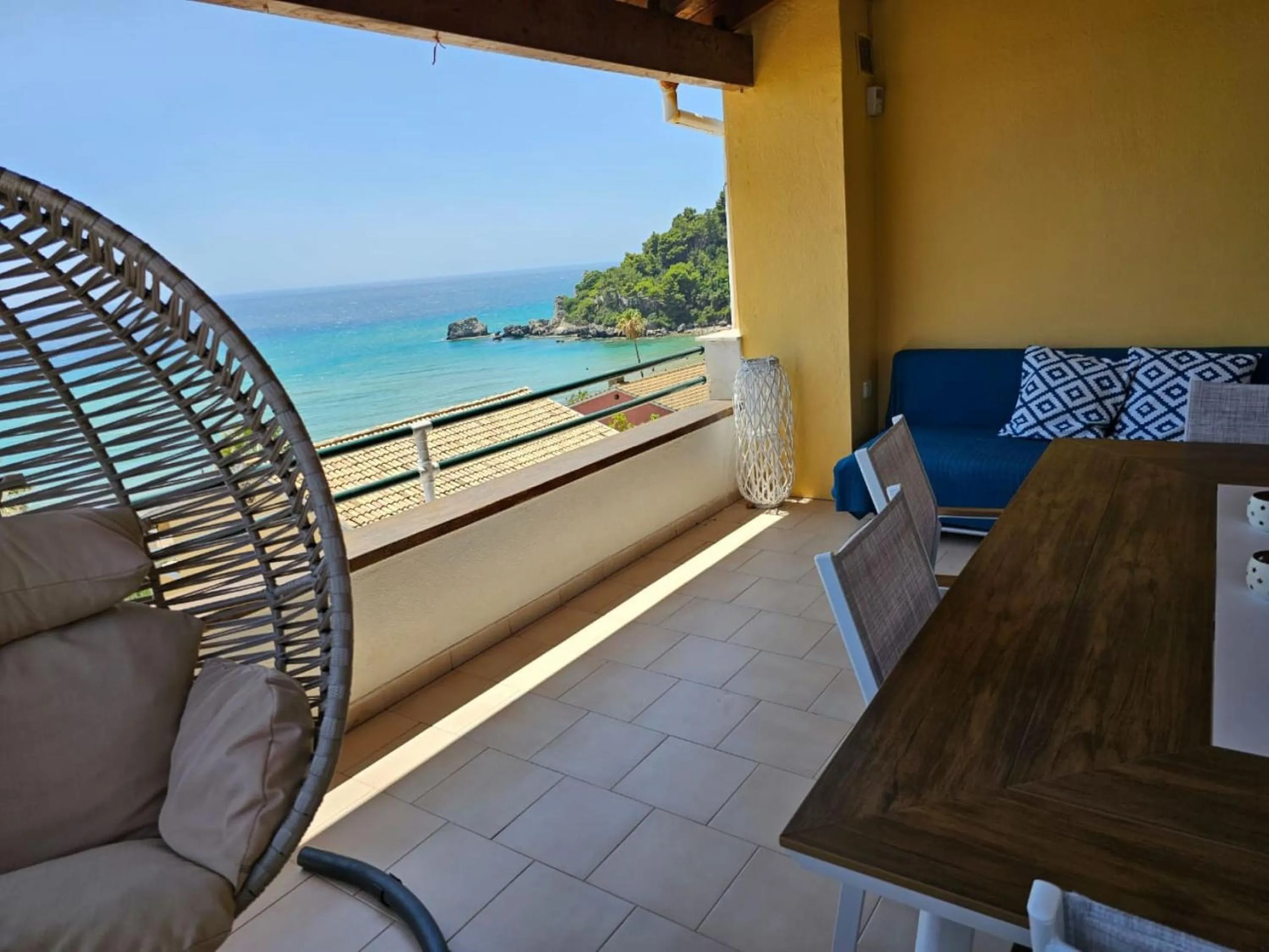 Glyfada Apartment 91