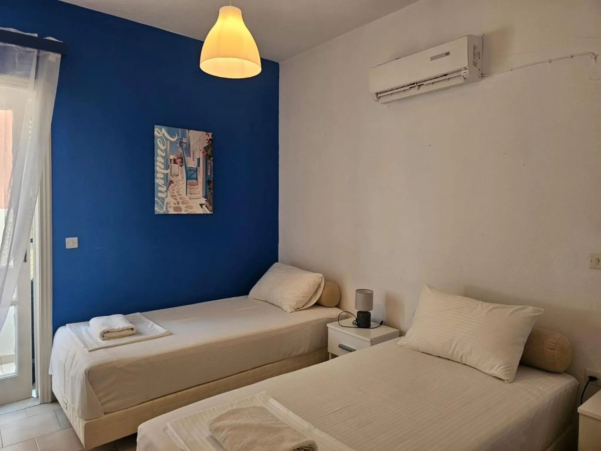 Bed in Glyfada Apartment 91