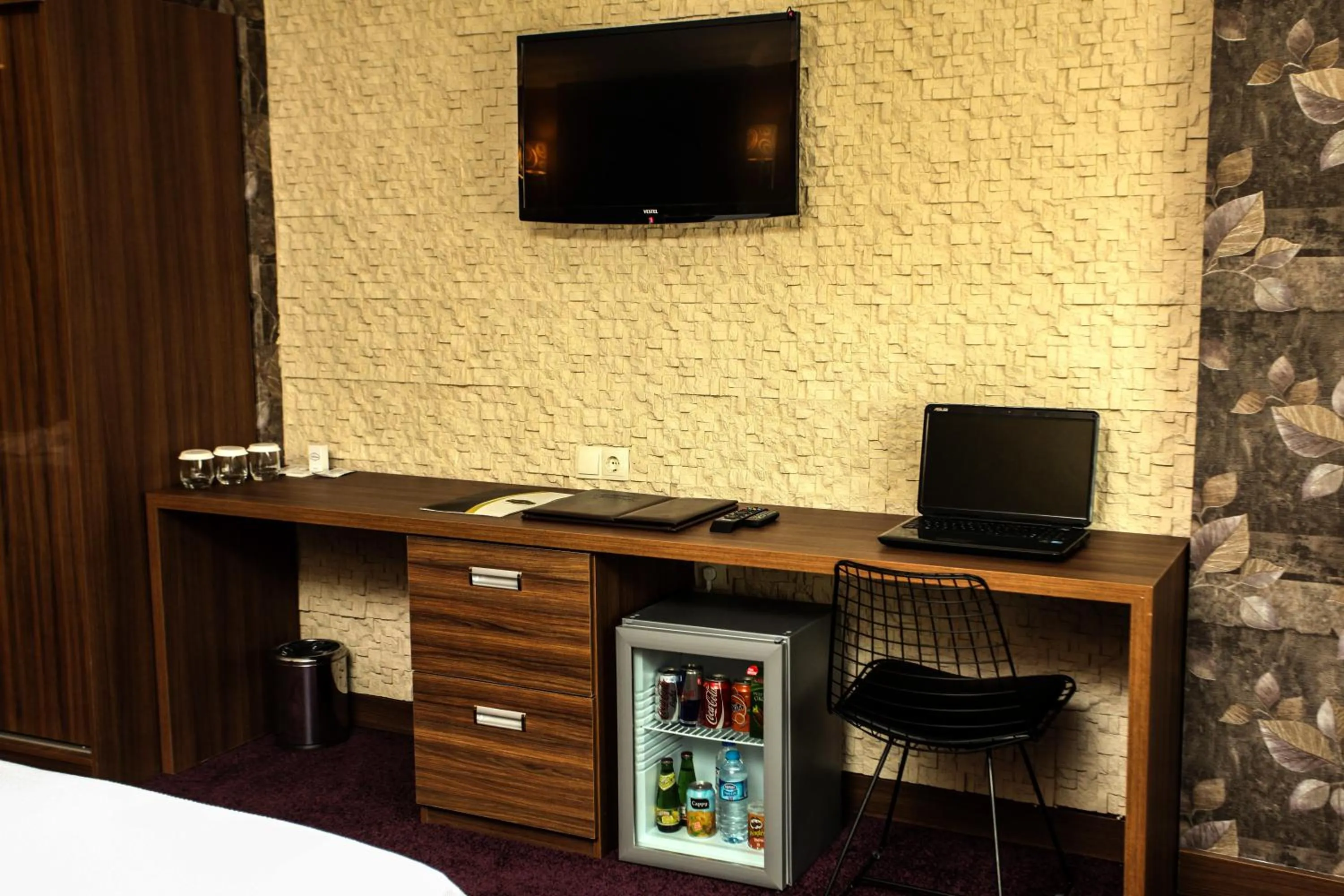 TV and multimedia in Grand Akçalı Otel