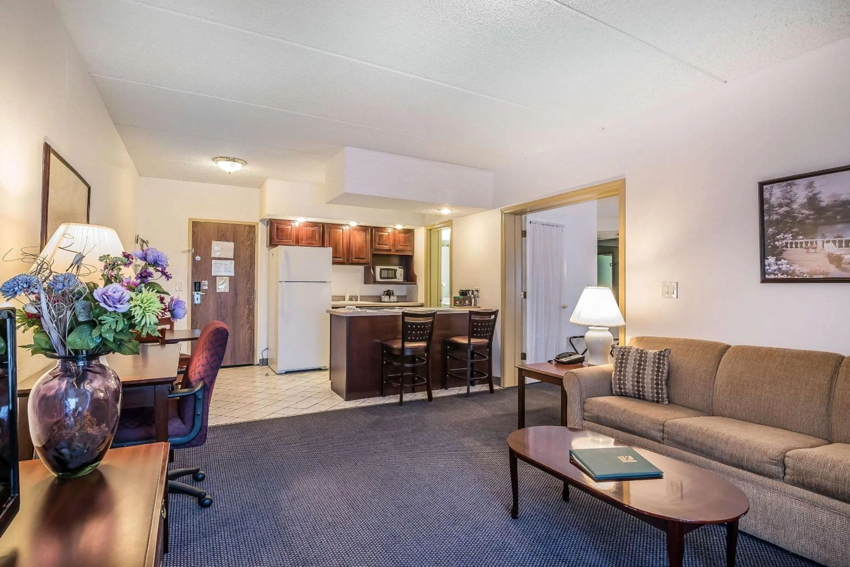 Bedroom in Quality Inn & Suites Albany Airport
