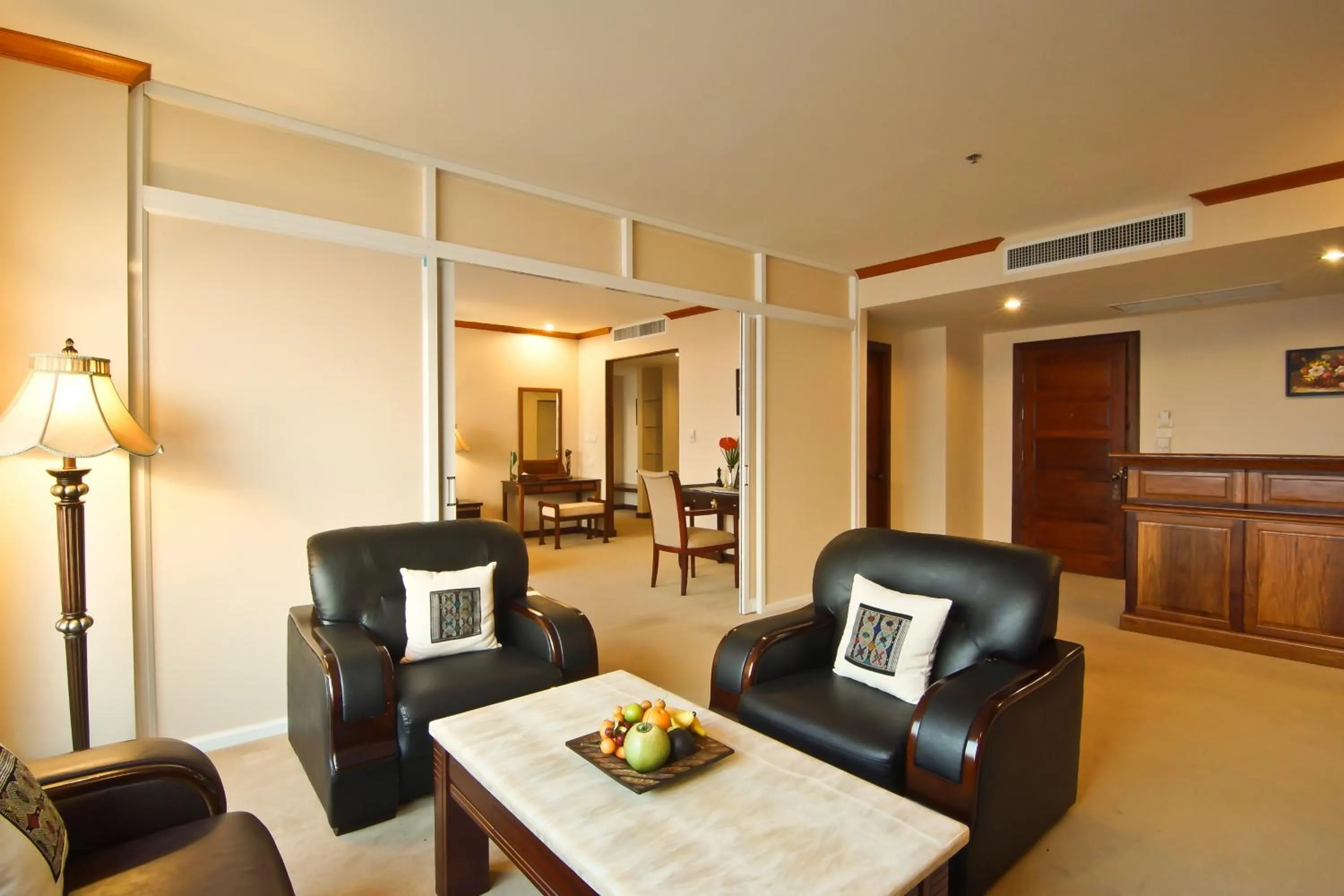 Living room in Champasak Grand Hotel