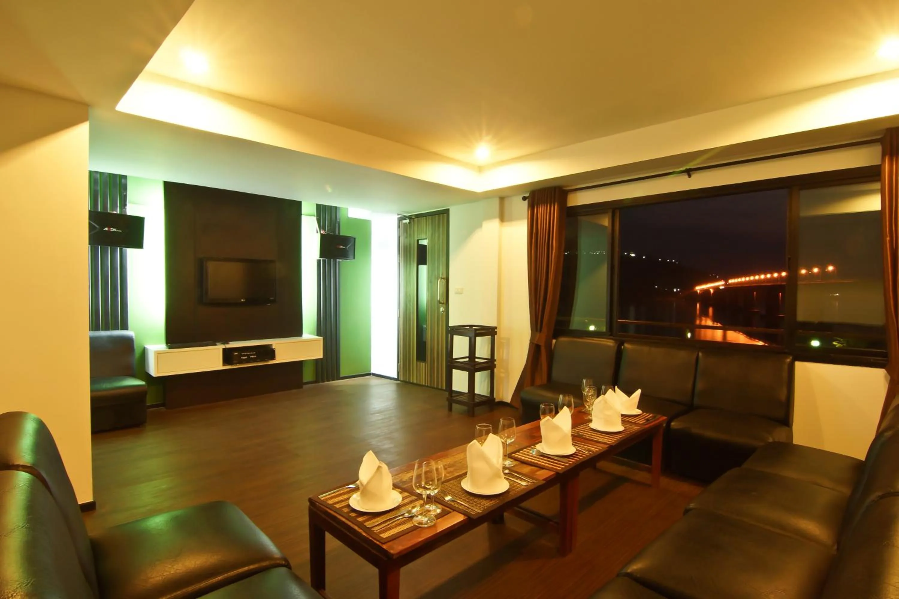Living room in Champasak Grand Hotel
