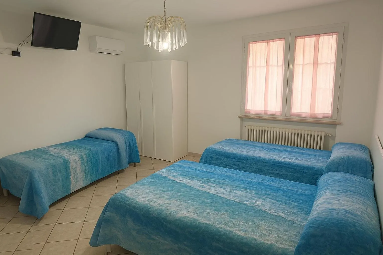 Bedroom, Bed in Hotel Wega