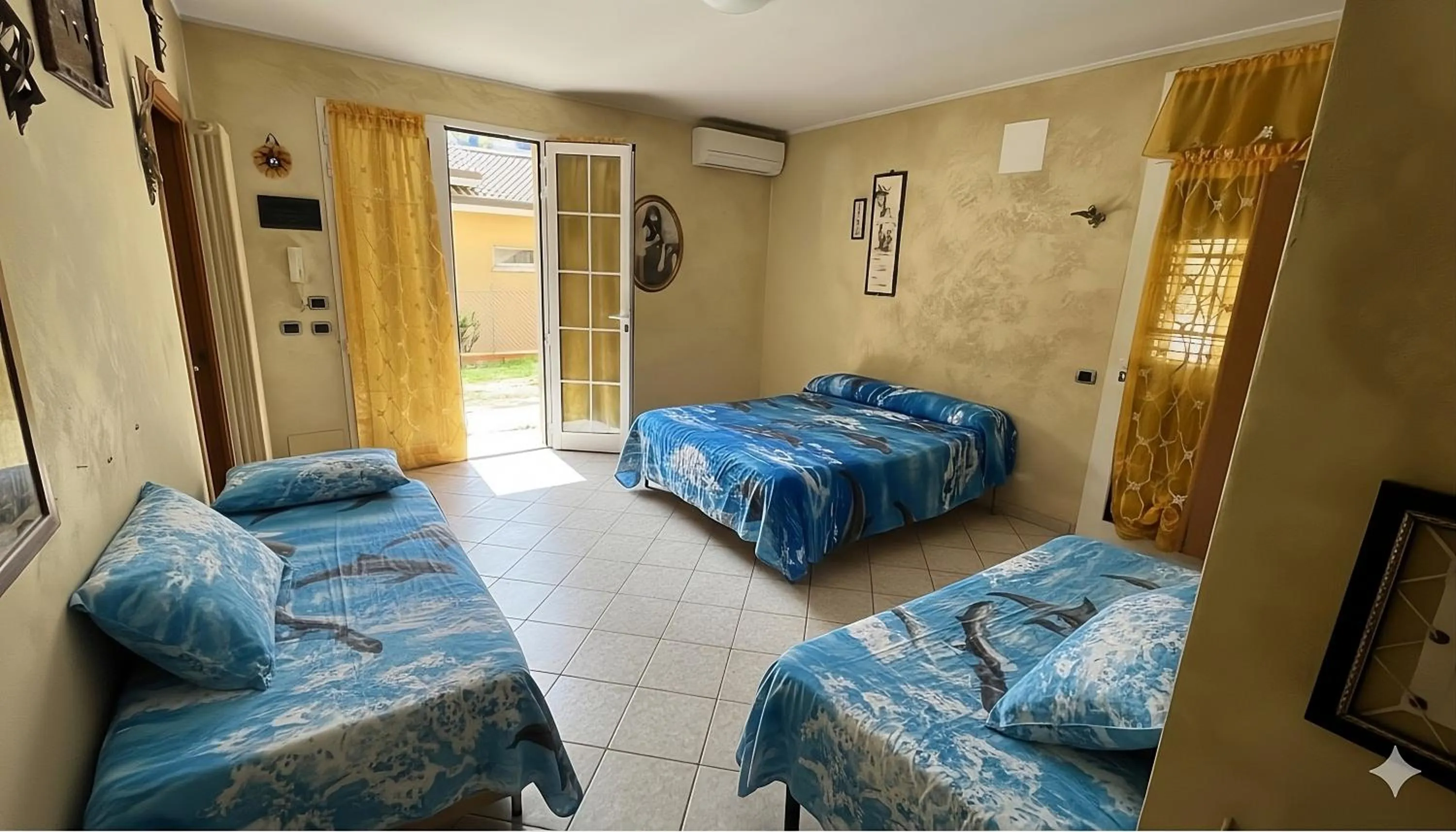 Bedroom, Bed in Hotel Wega