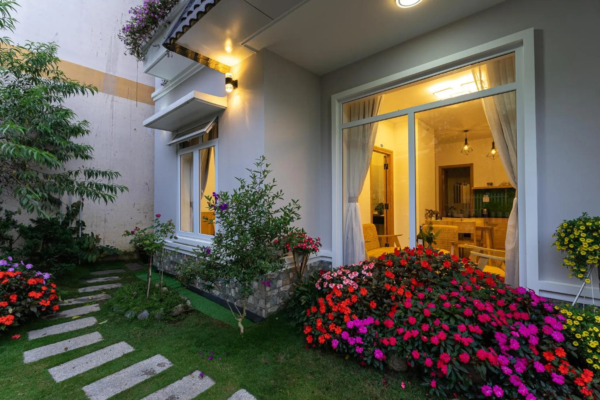 Facade/entrance in Đỗ Gia Bảo Villa