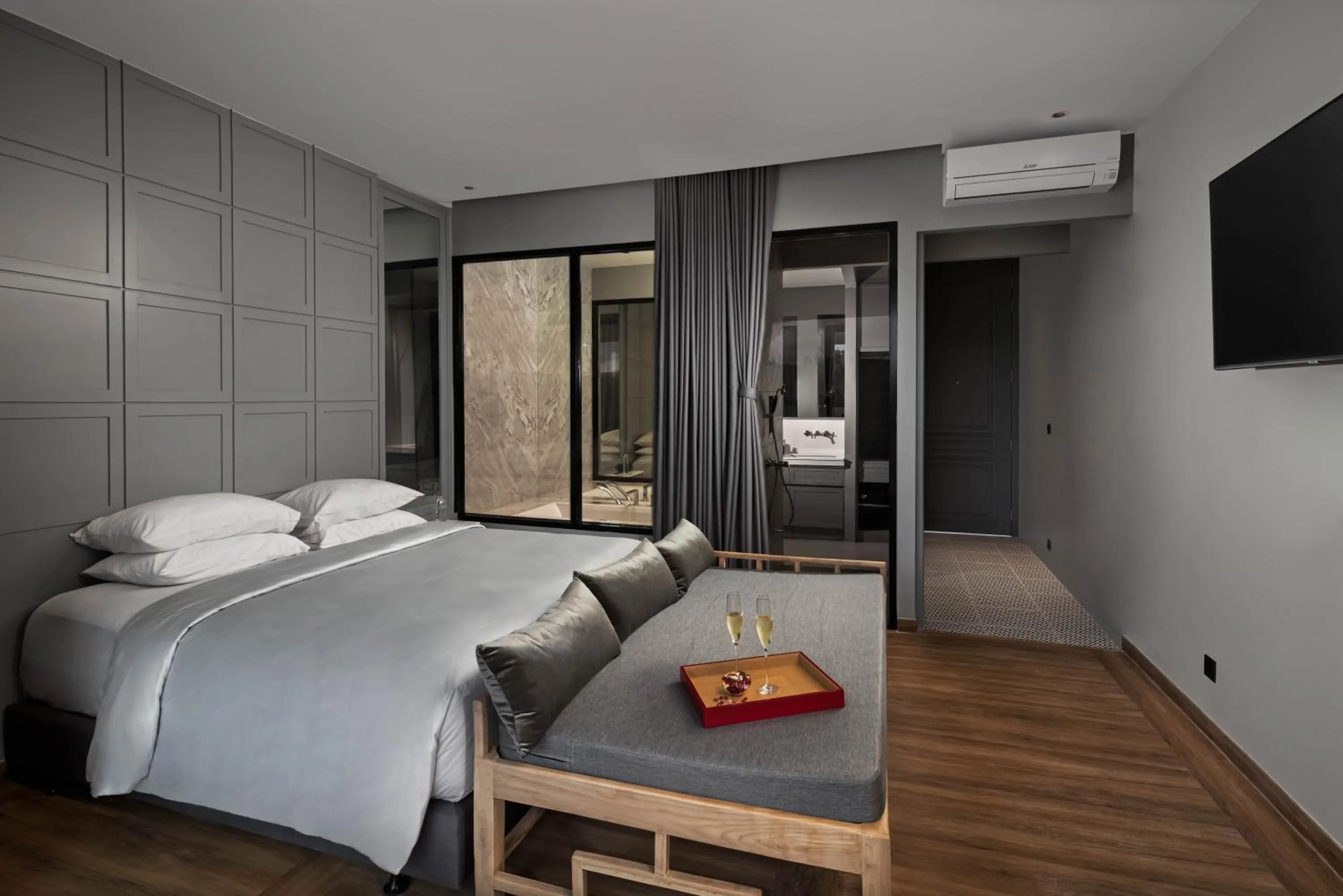 Bathroom, Bed in Sirinati Ban Thung Samo Khao Kho