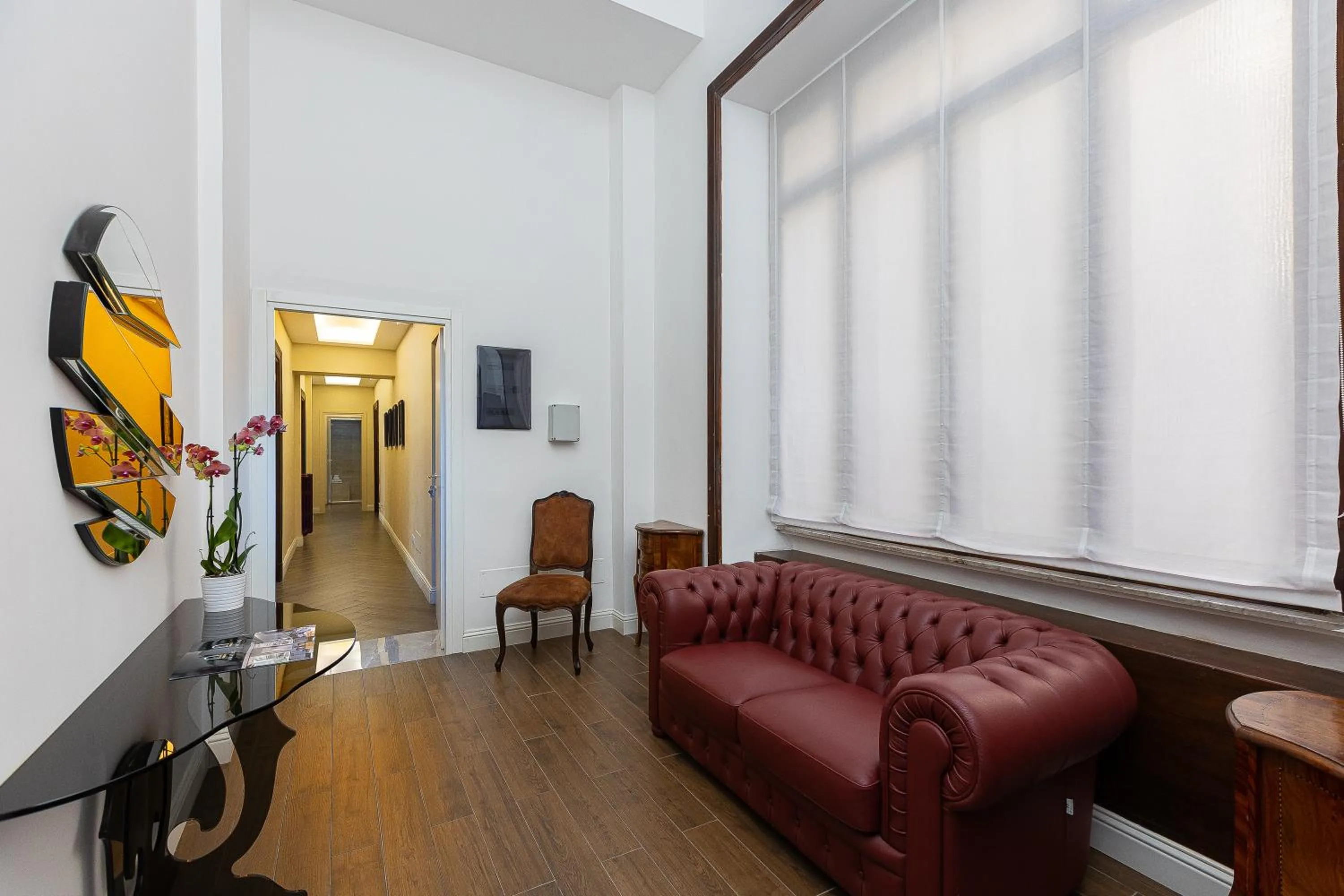 Facade/entrance in SPA Apartment Via Barberini