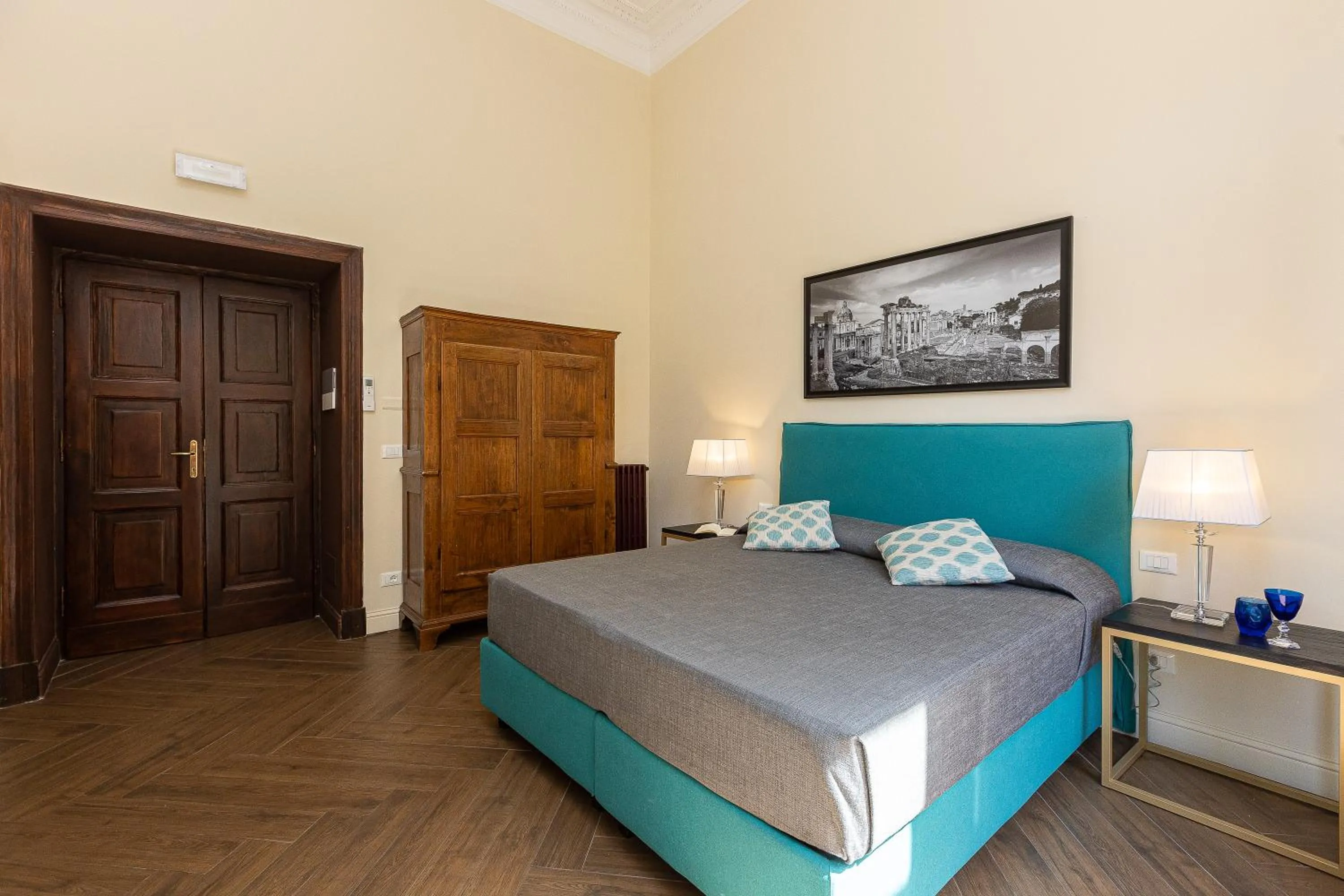 Bed in SPA Apartment Via Barberini