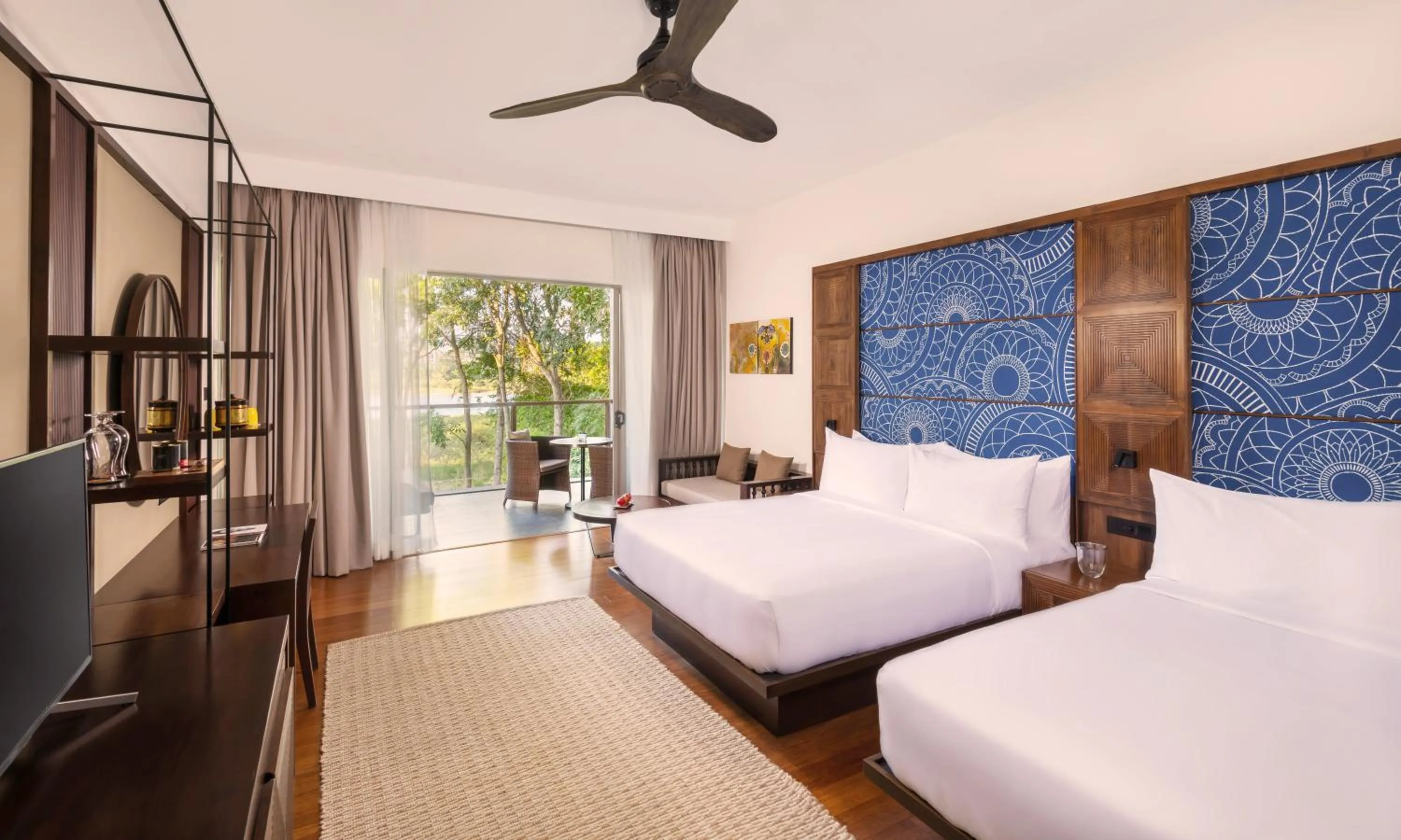Bedroom, Bed in Jetwing Kandy Gallery, A Luxury Reserve