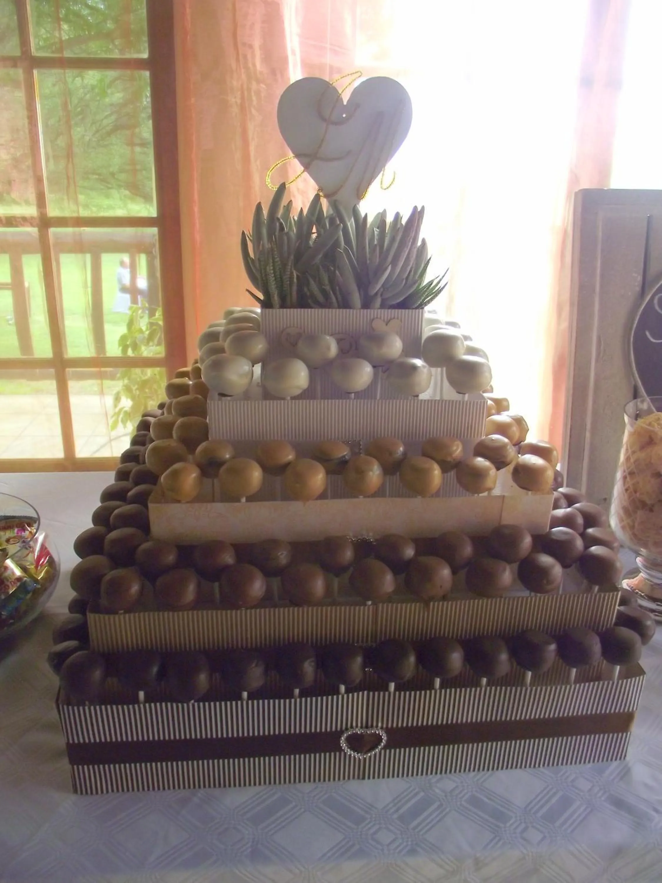 Food in Oranjerus Resort