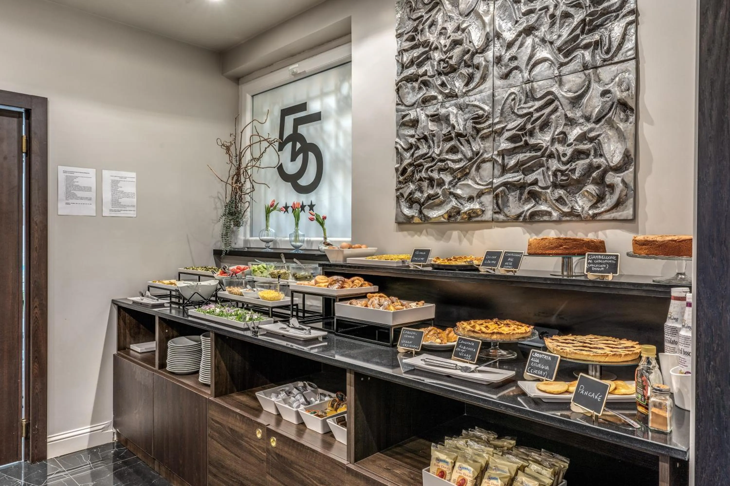 Breakfast in Hotel 55 Fifty-Five - Maison d'Art Collection